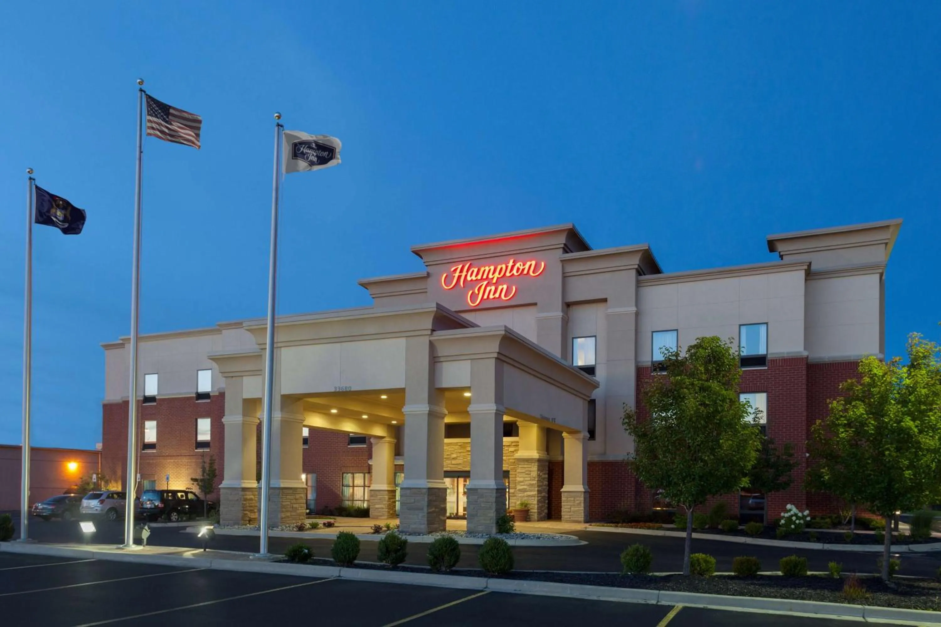 Property building in Hampton Inn Detroit Roseville