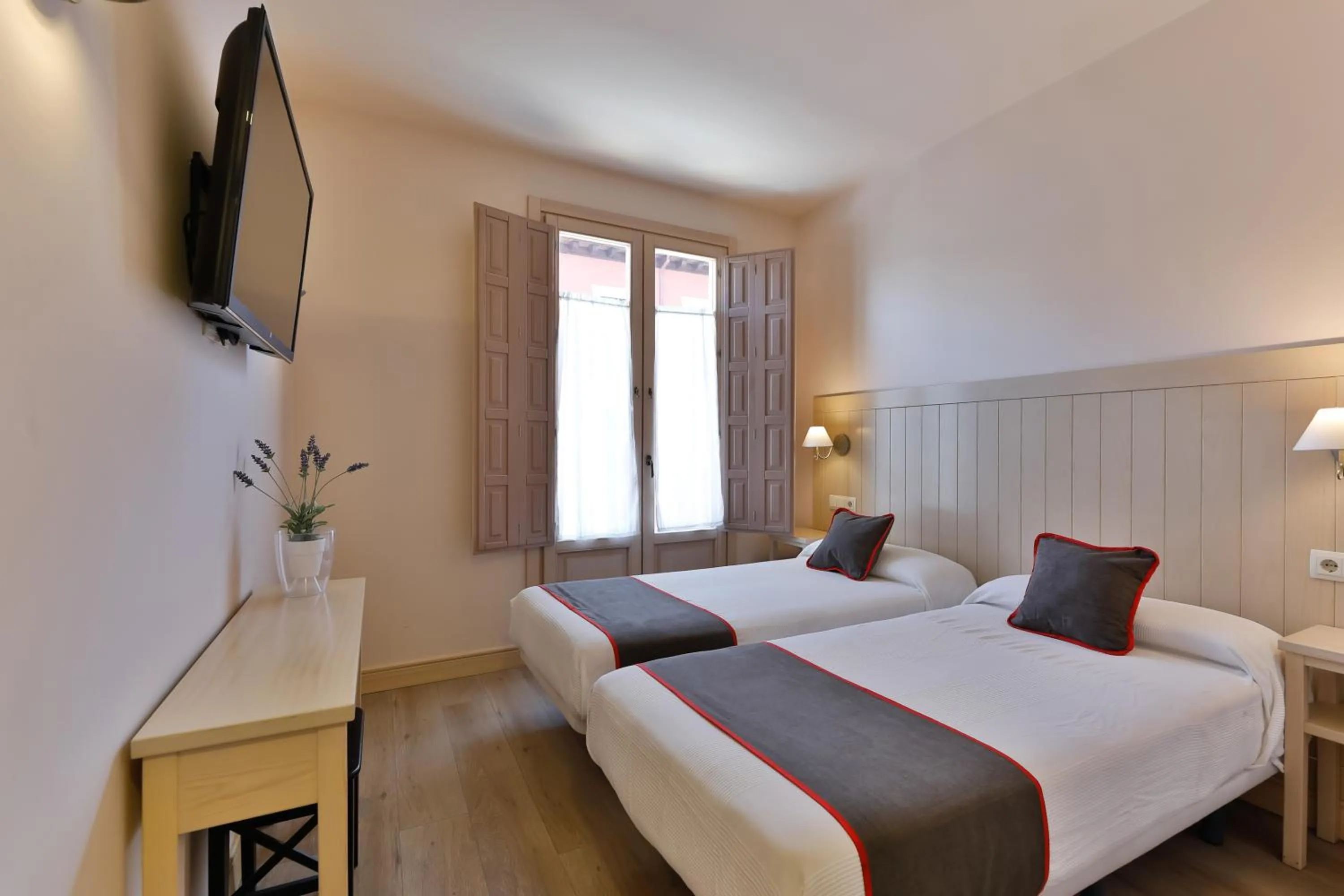 Bedroom, Bed in Hostal La Chata by Vivere Stays