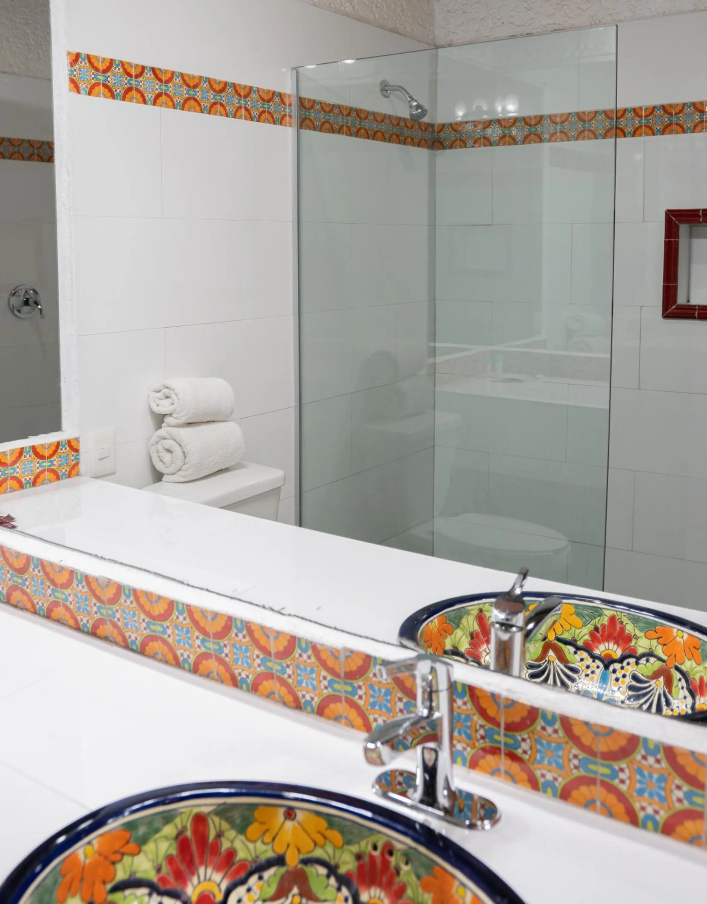 Bathroom in Las Rocas Resort & Spa