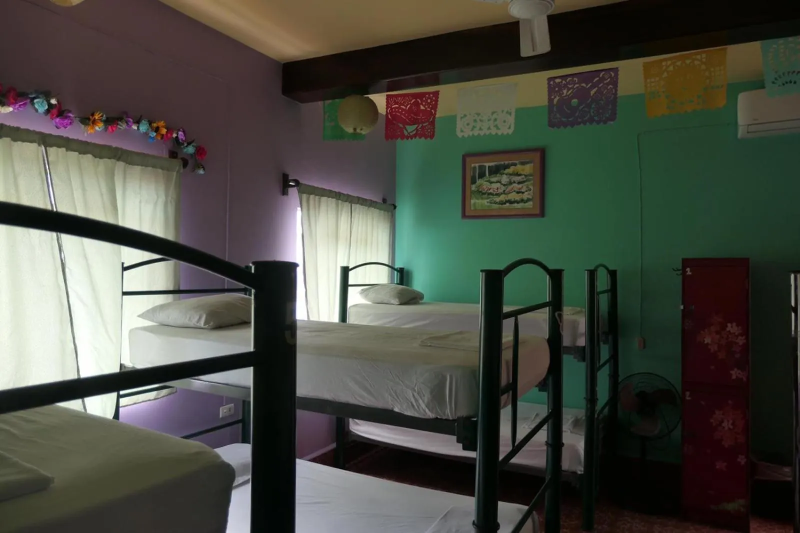 Photo of the whole room, Bed in Casa Kraken Hostel