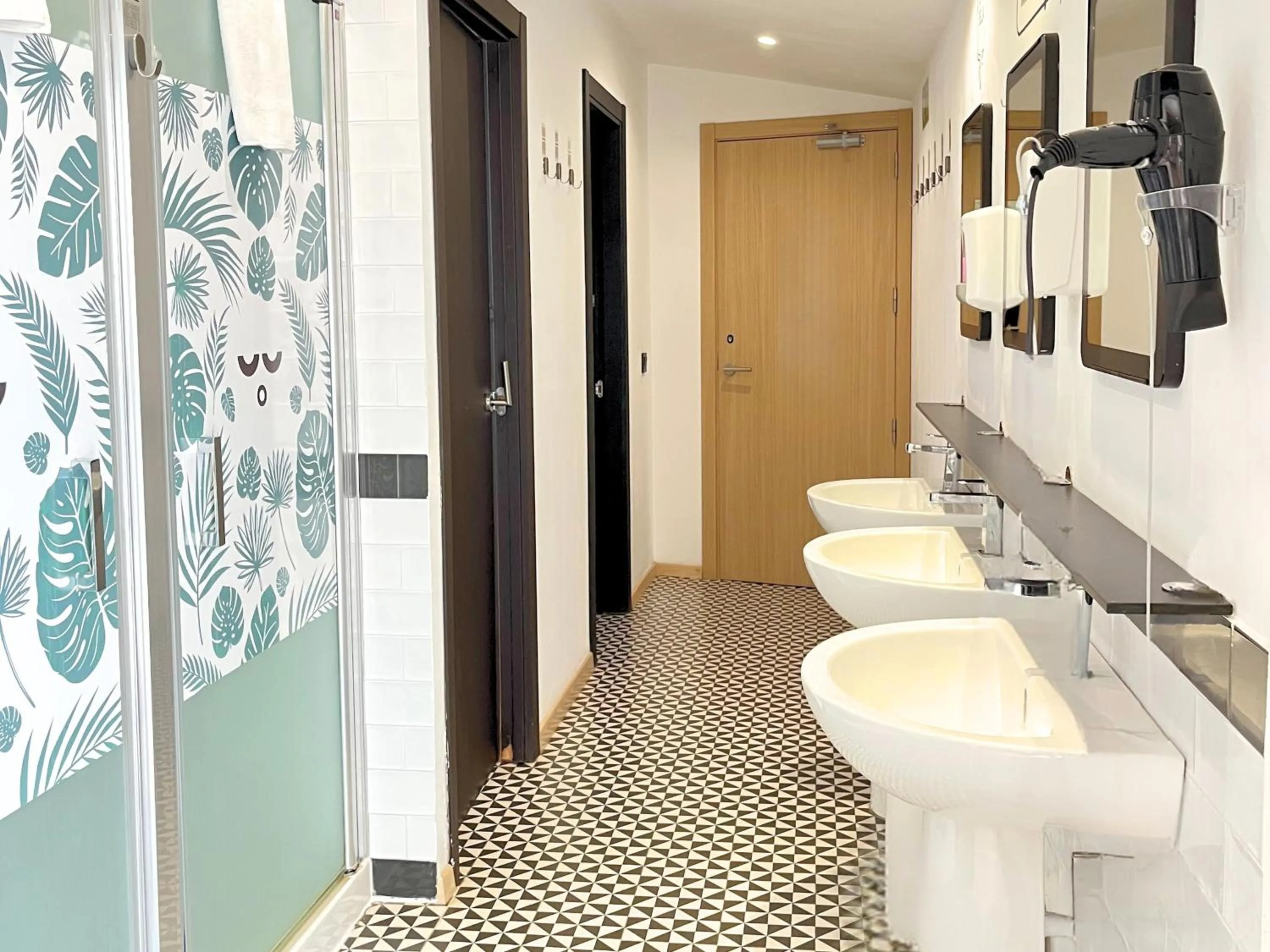 Bathroom in U-Sense For You Hostel Sevilla