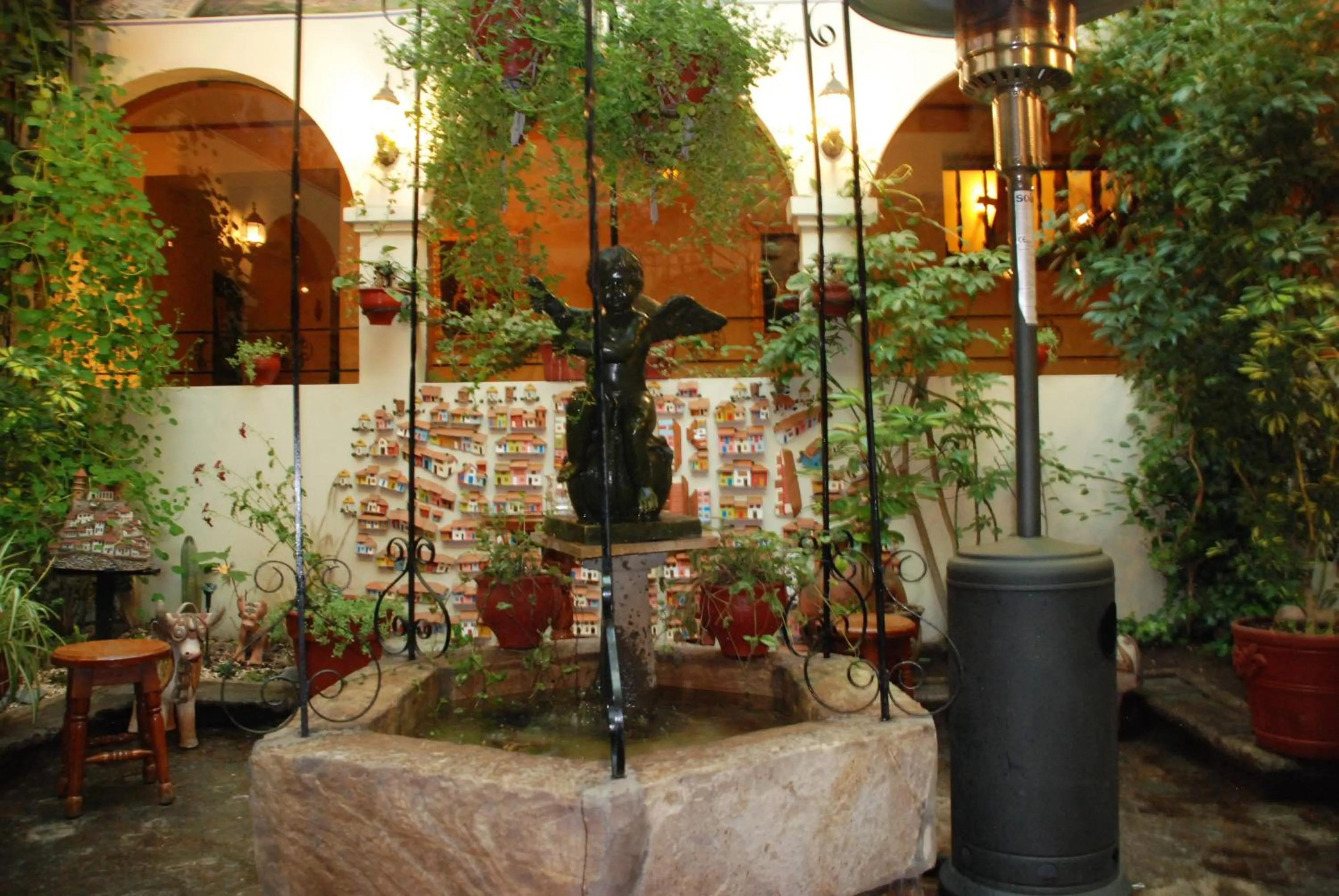 Garden in Hotel Casona Colon Inn