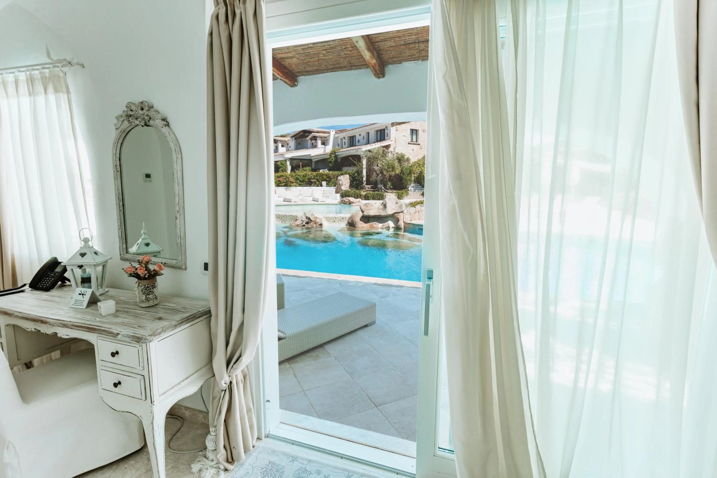 Pool view in Hotel Pulicinu