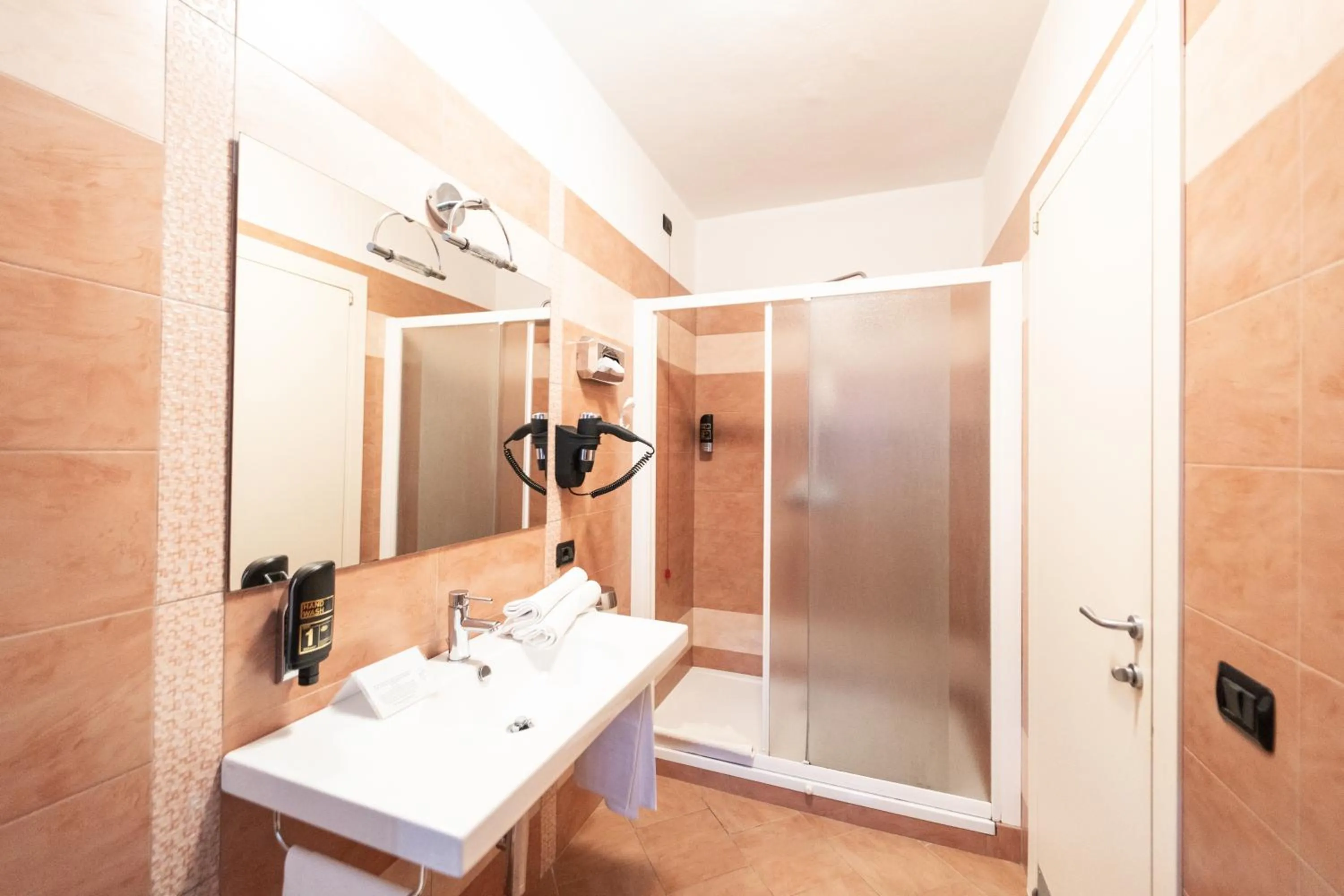 Bathroom in EcoHotel Ristorante Milano