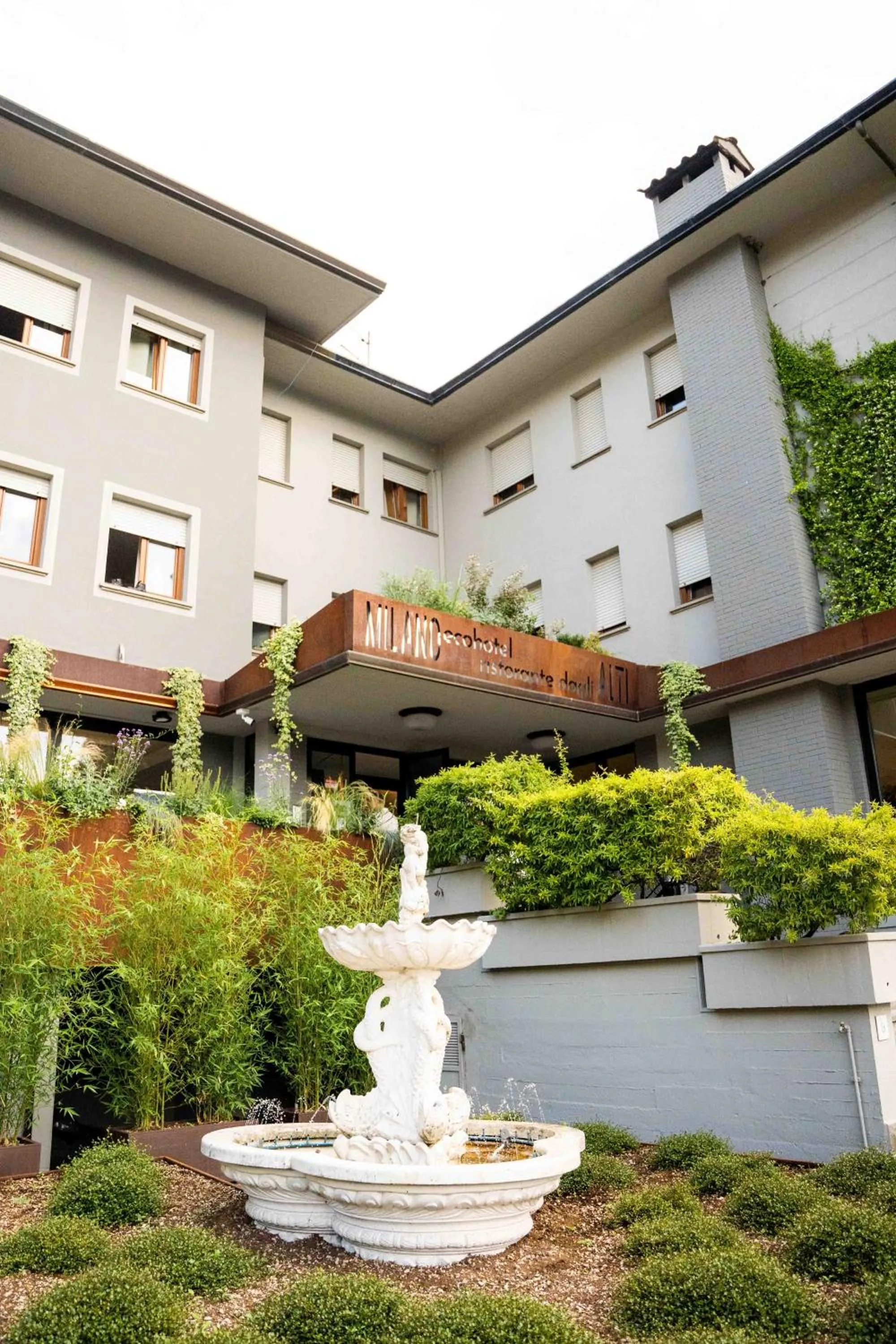 Facade/entrance in EcoHotel Ristorante Milano