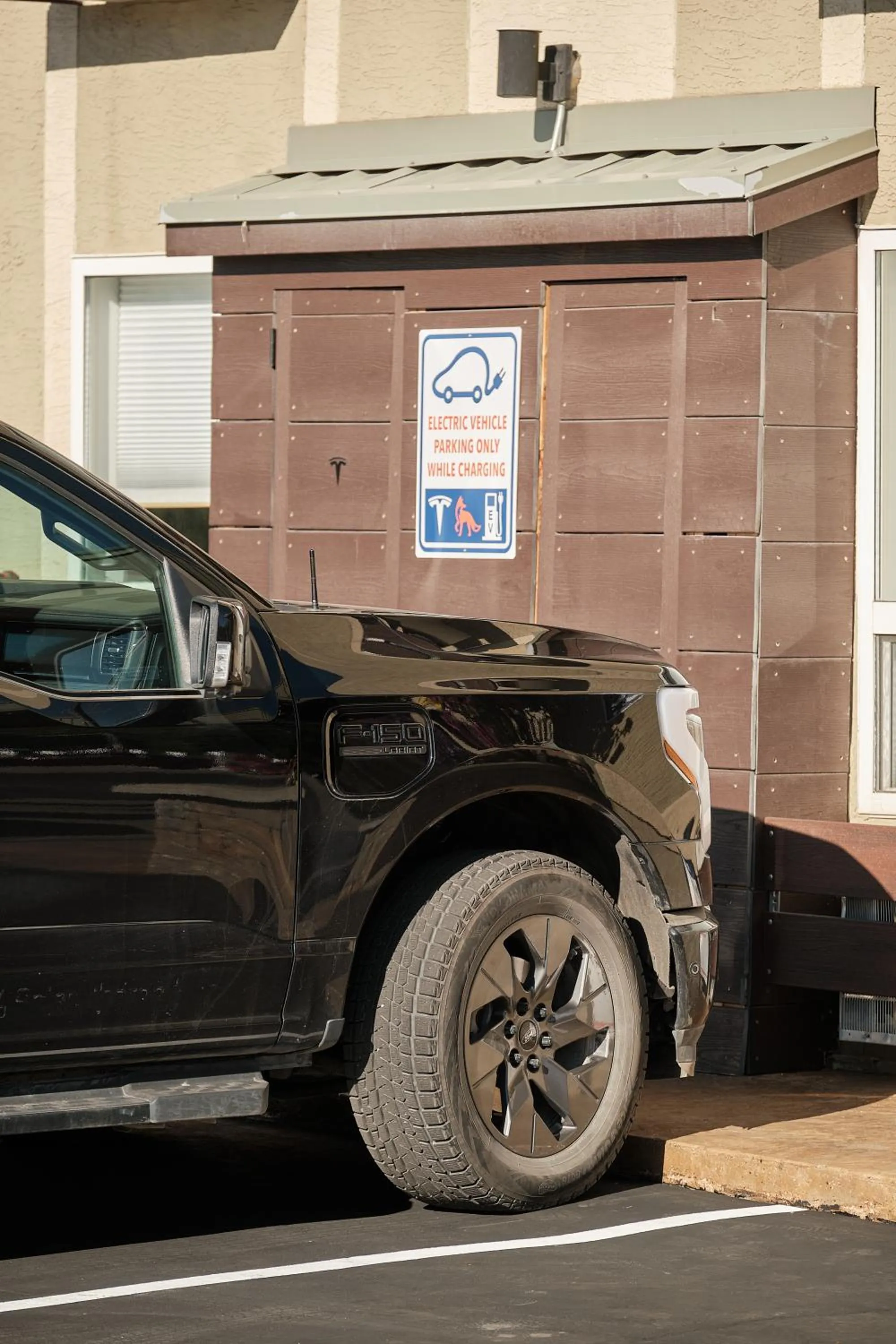 Parking in Fernie Fox Hotel