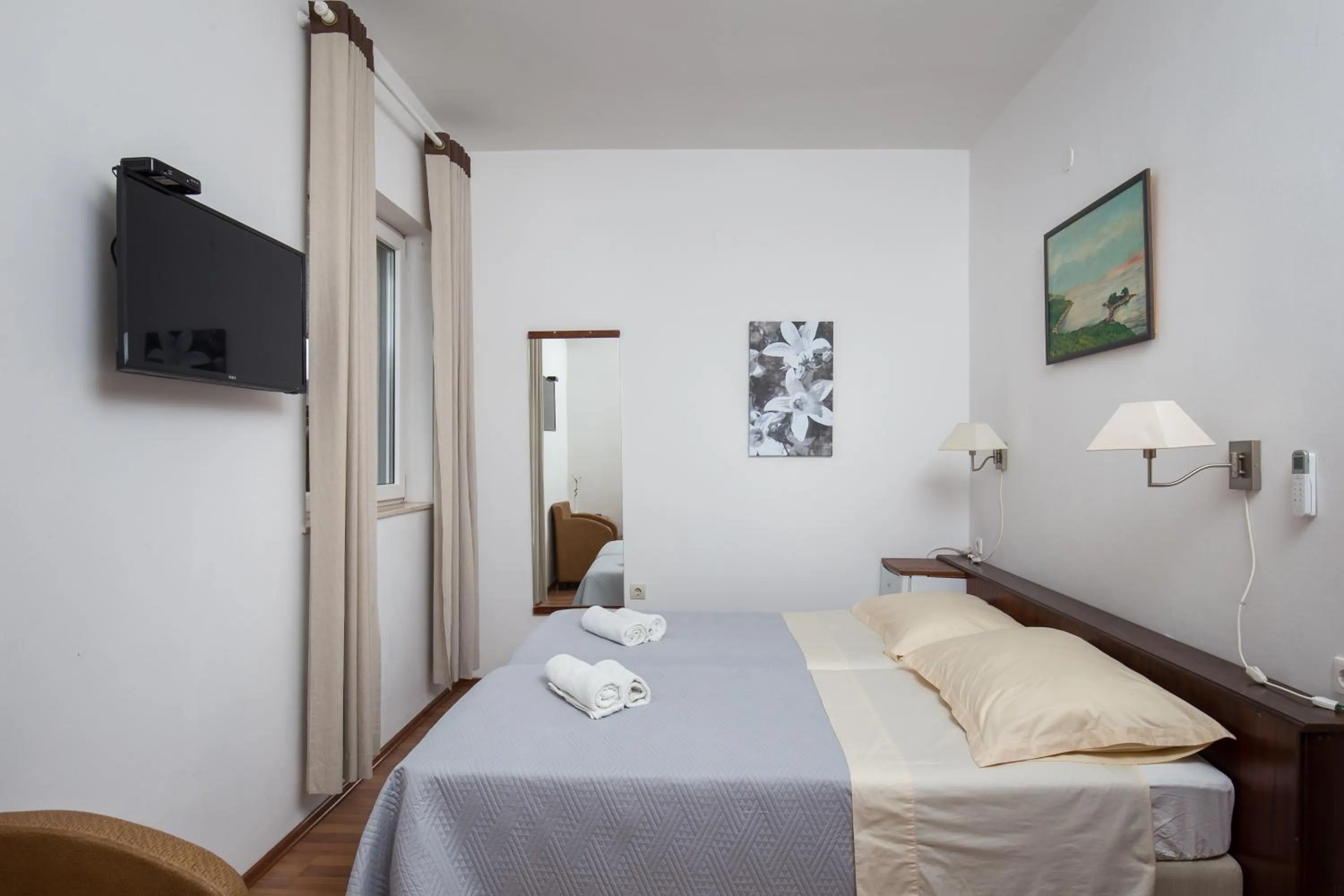 Photo of the whole room in Villa Konalic