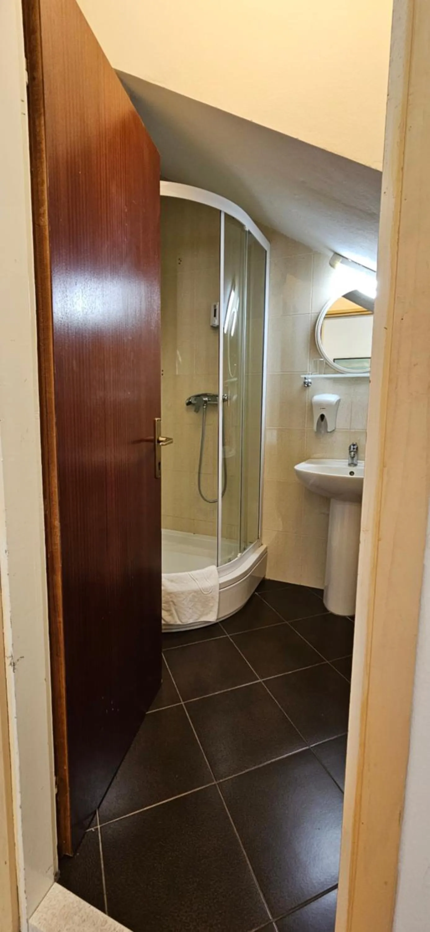 Bathroom in Villa Konalic