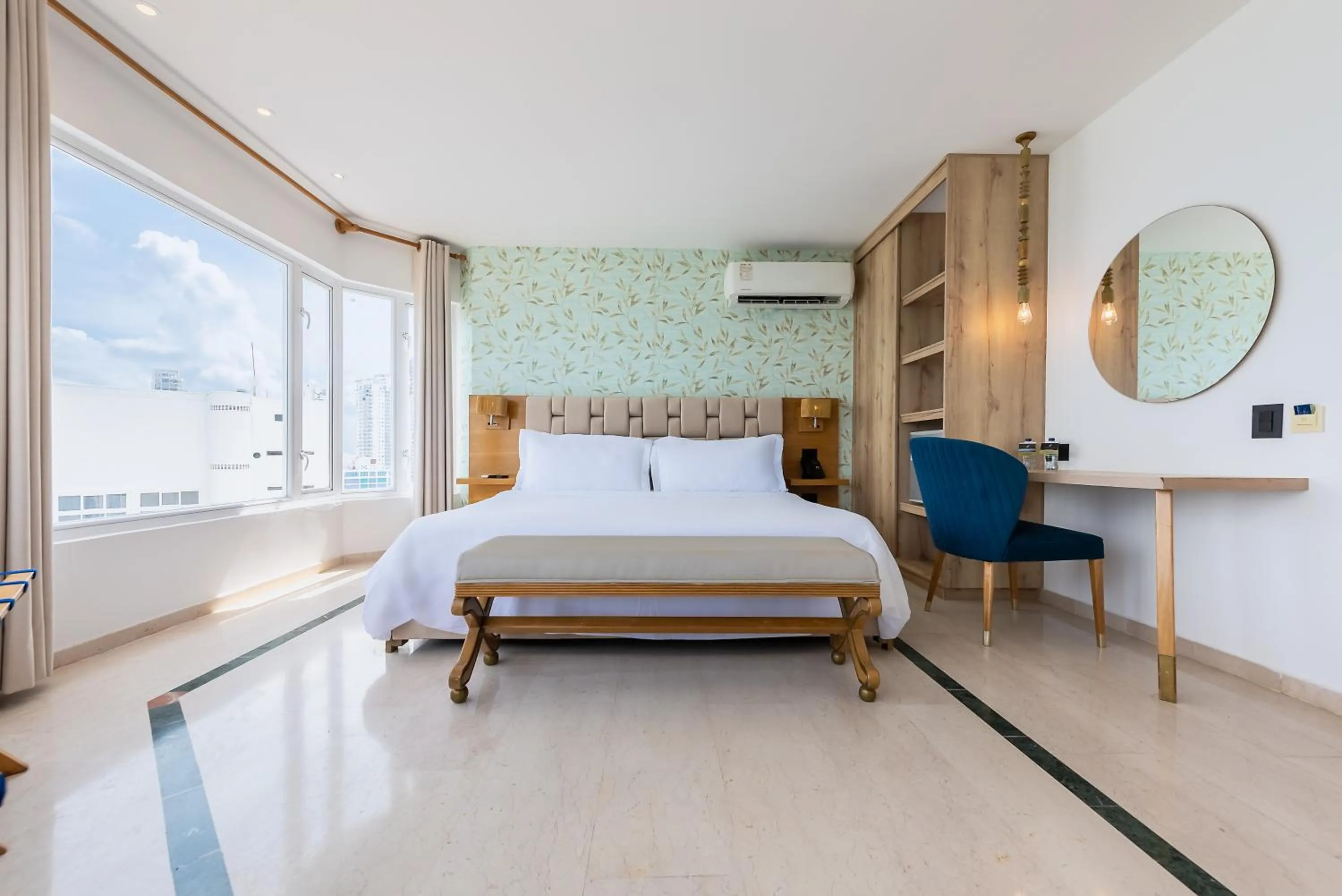 Photo of the whole room, Bed in Hotel Regatta Cartagena