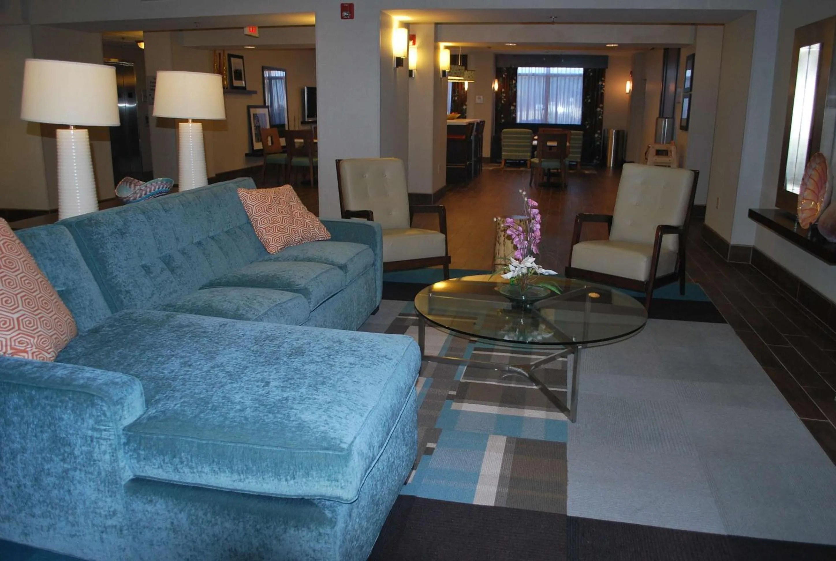 Lobby or reception in Hampton Inn Shreveport-Airport