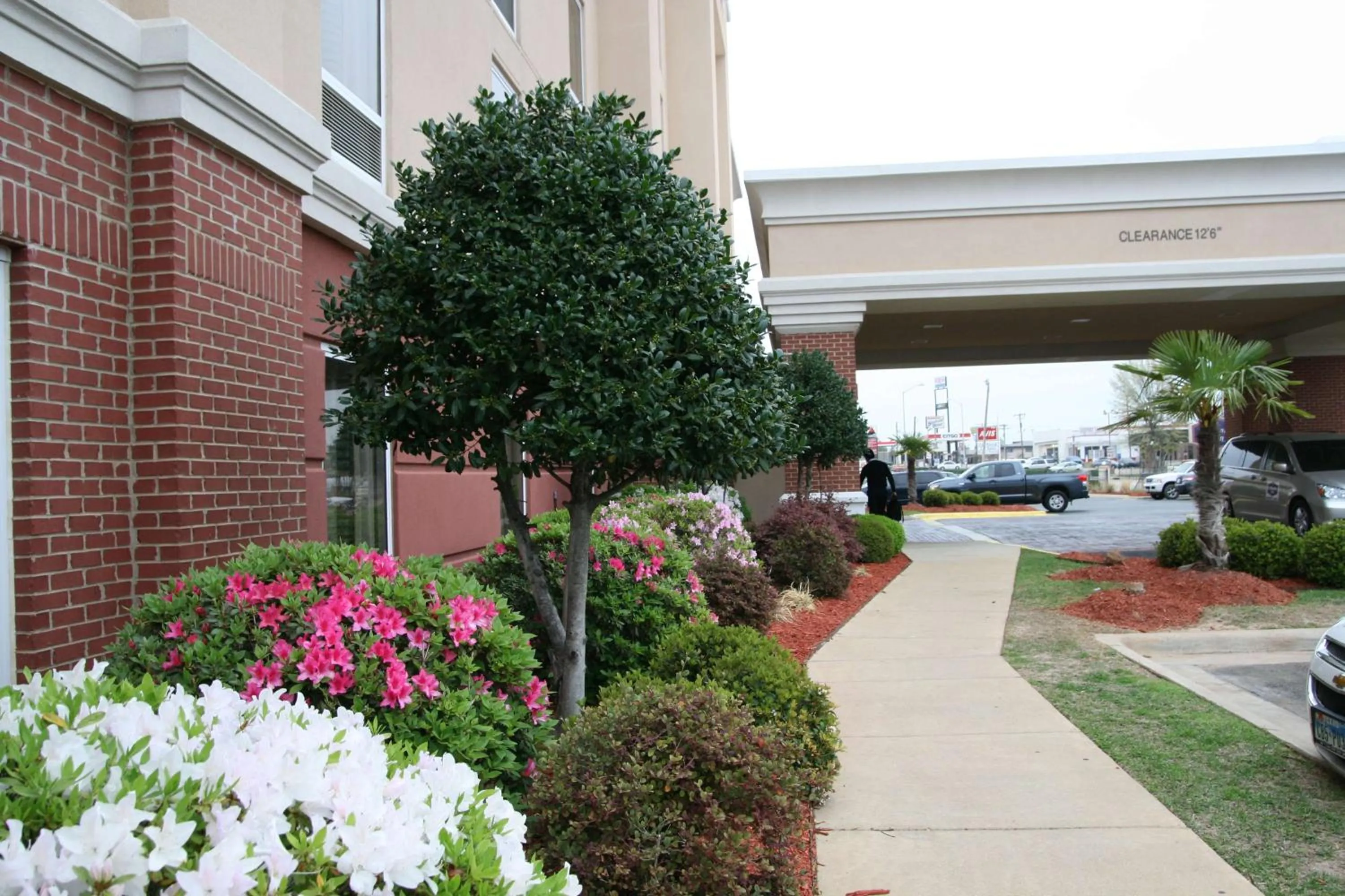 Property building in Hampton Inn Shreveport-Airport