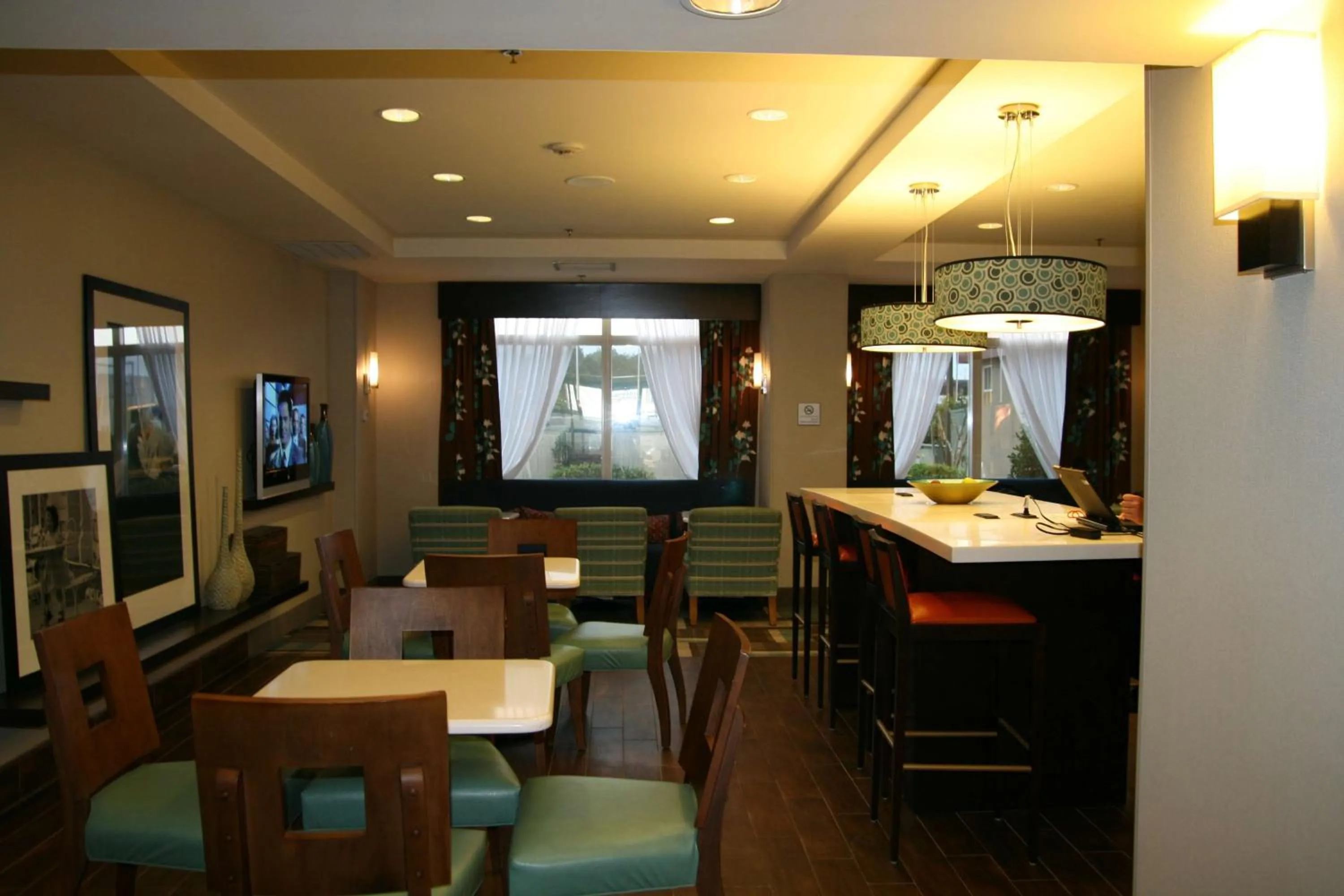 Lobby or reception in Hampton Inn Shreveport-Airport