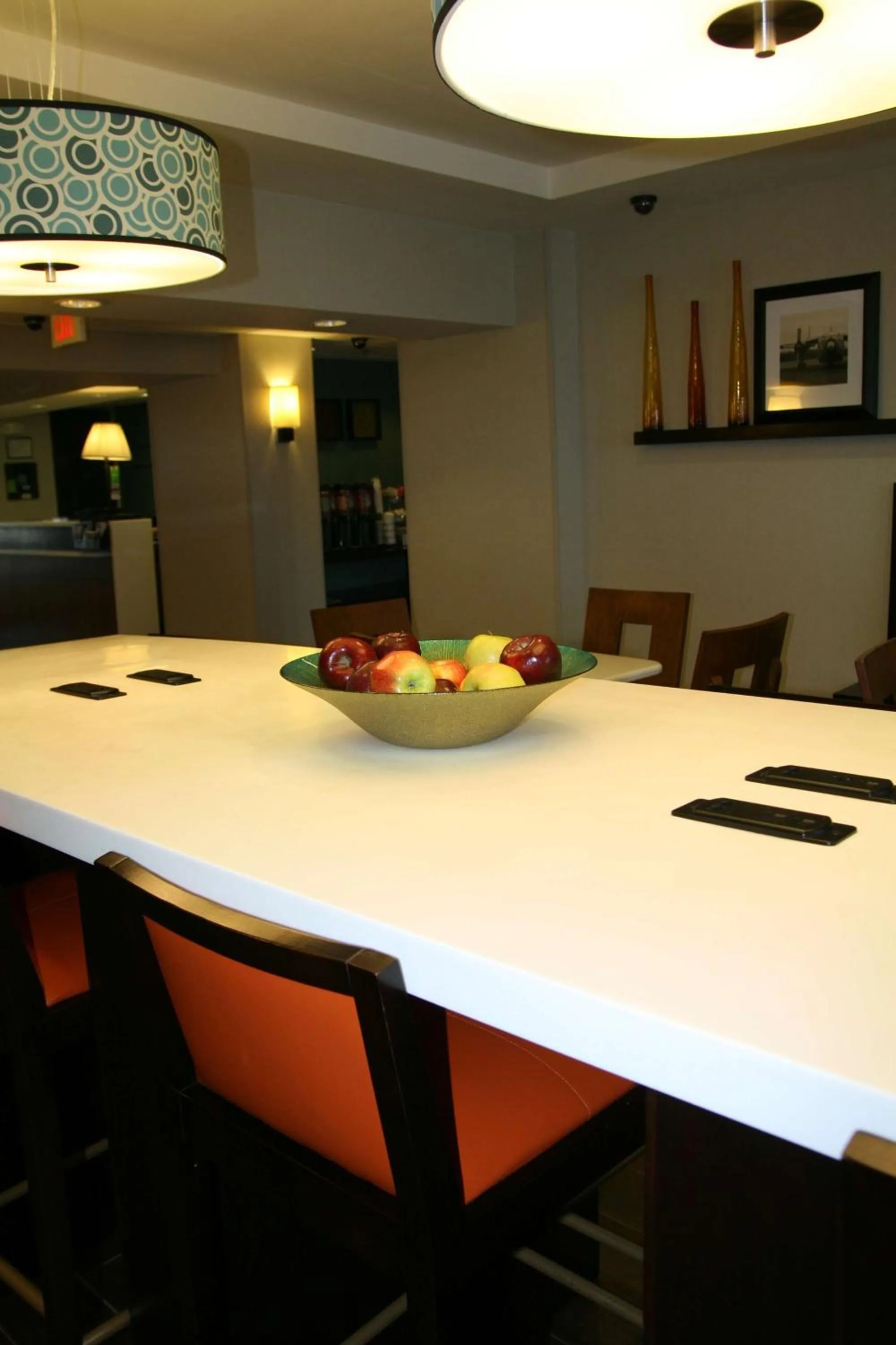 Dining area in Hampton Inn Shreveport-Airport