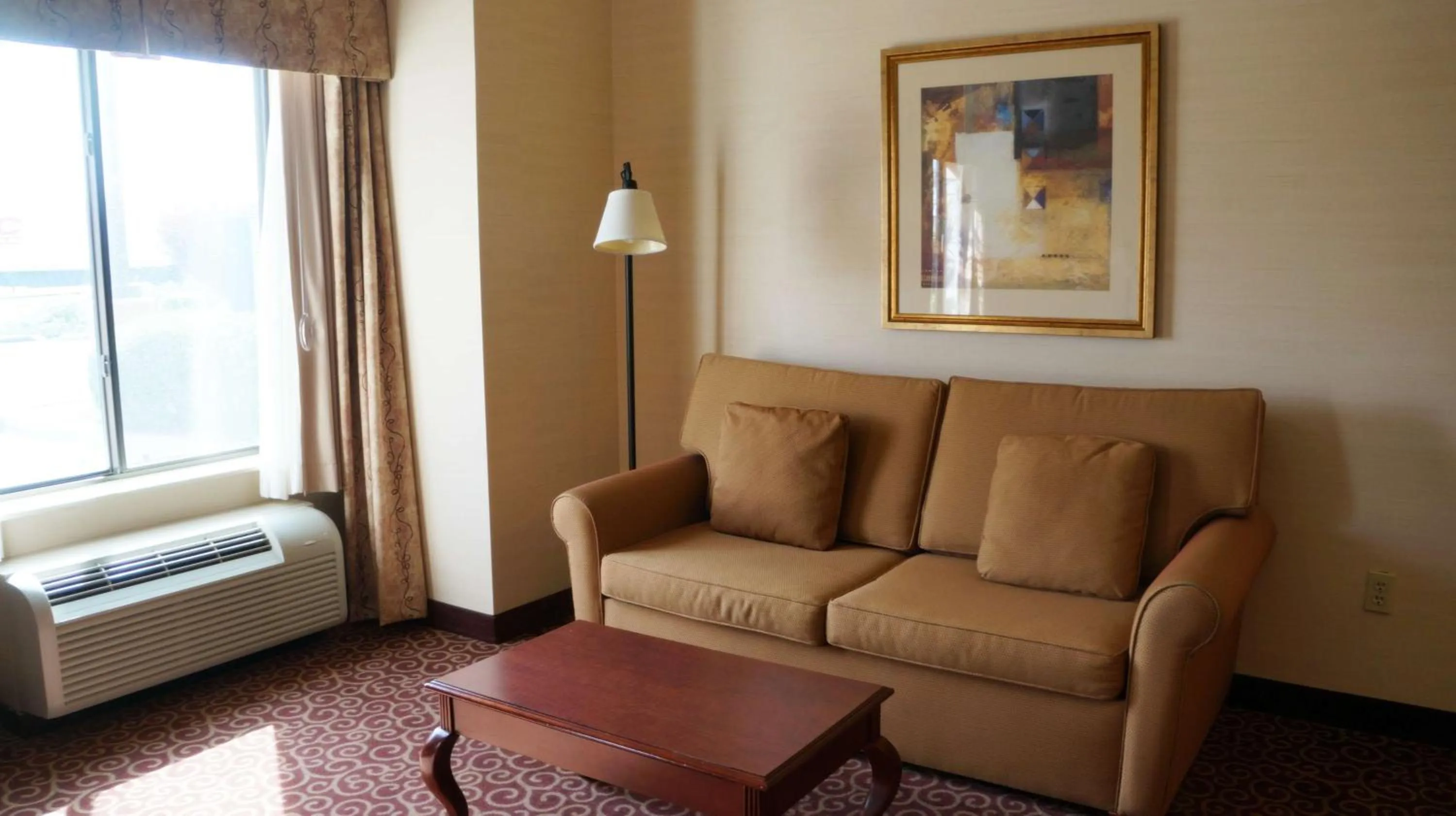 Living room in Hampton Inn & Suites Kingman