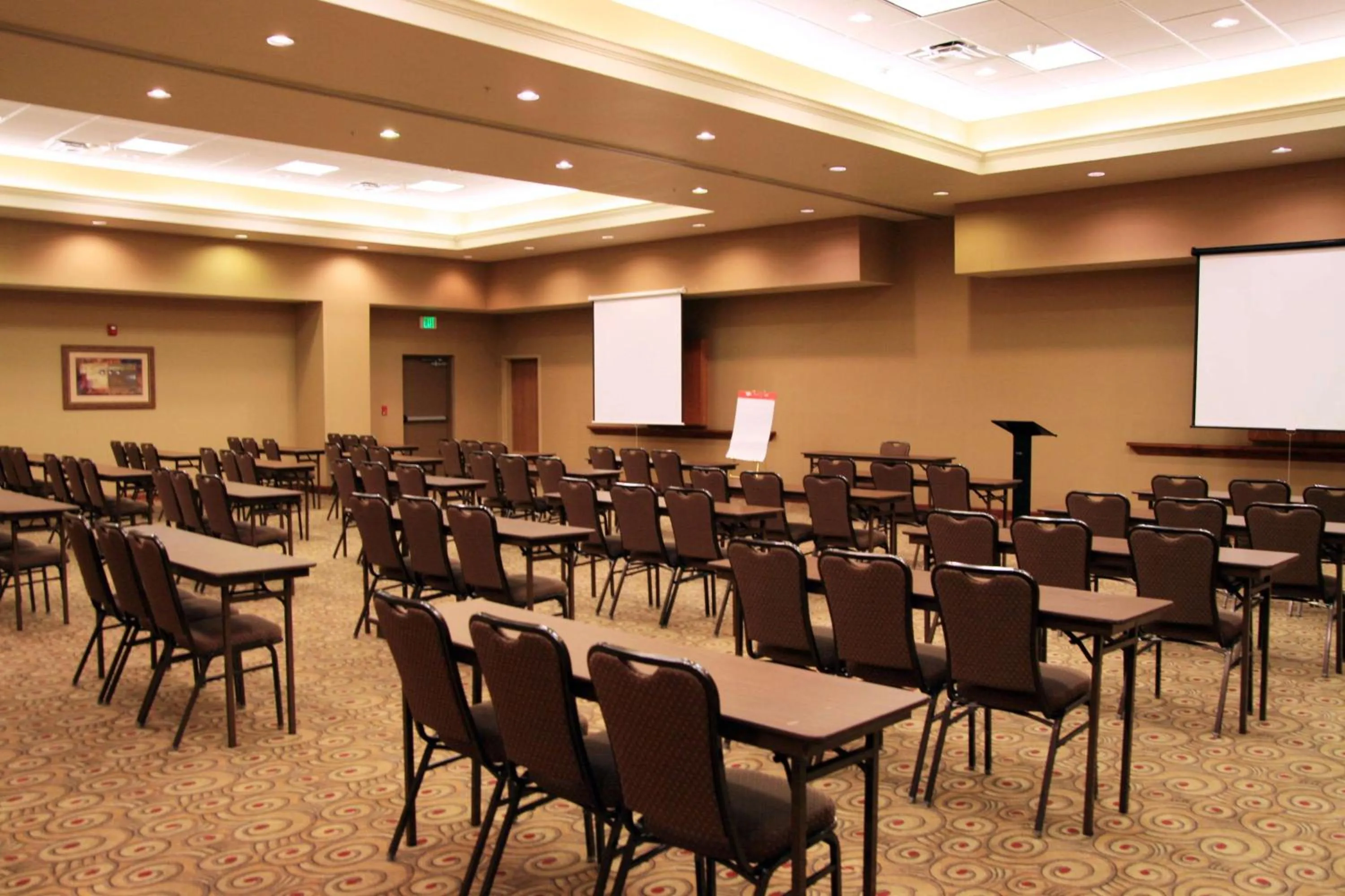 Meeting/conference room in Hampton Inn & Suites Kingman