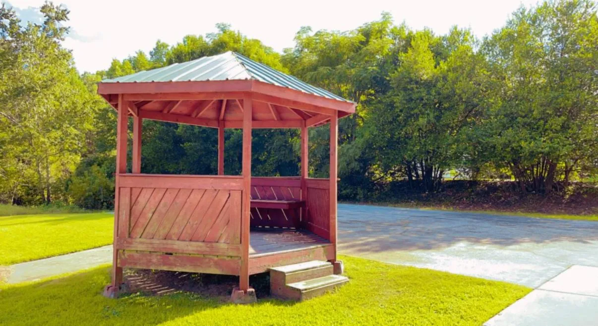 Patio in Quality Inn & Suites Augusta Fort Gordon Area