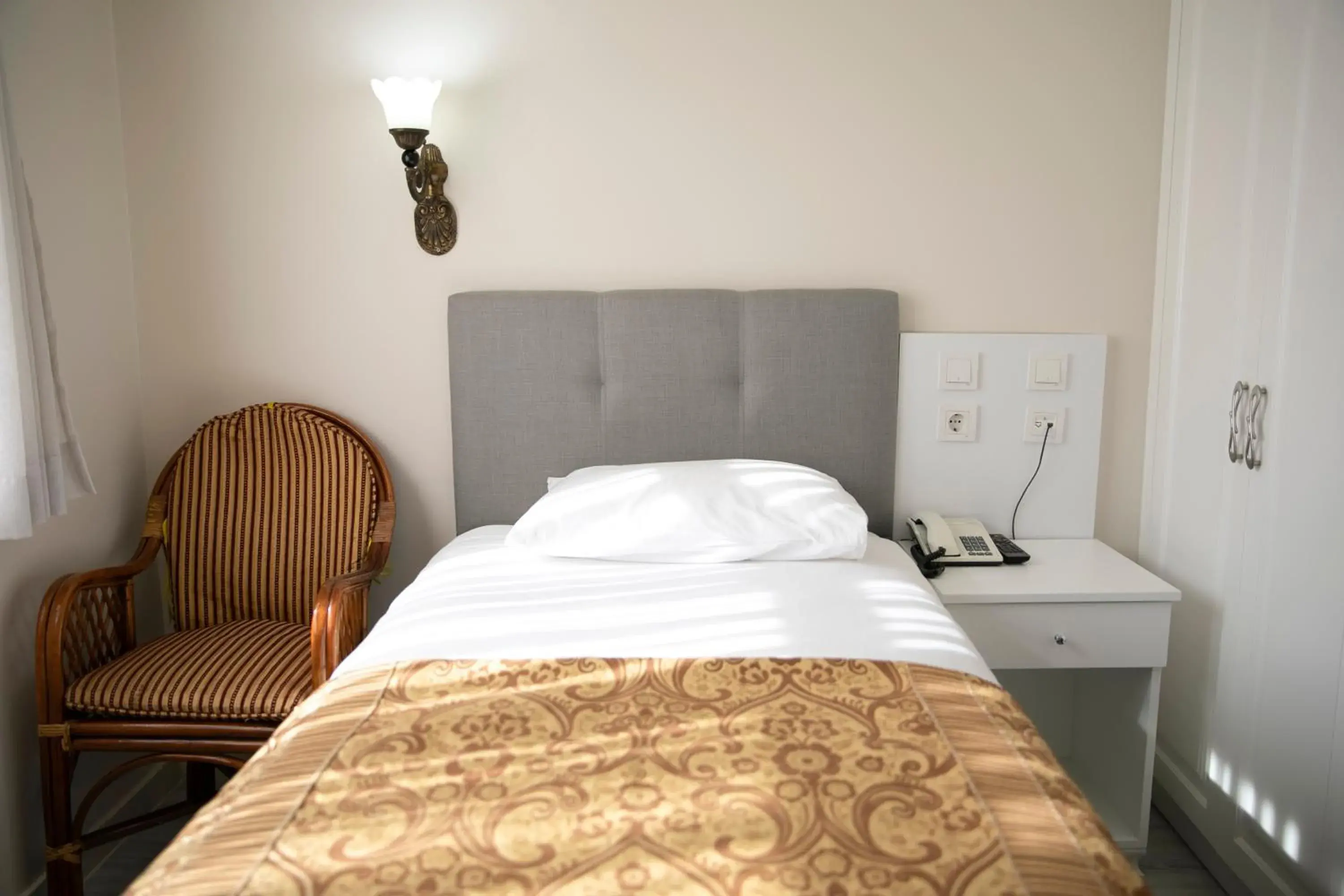 Standard Single Room in Hali Hotel Standard Single Room in Hali Hotel