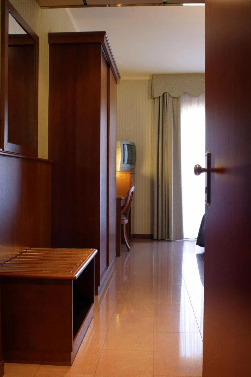 Bedroom in Hotel Willy