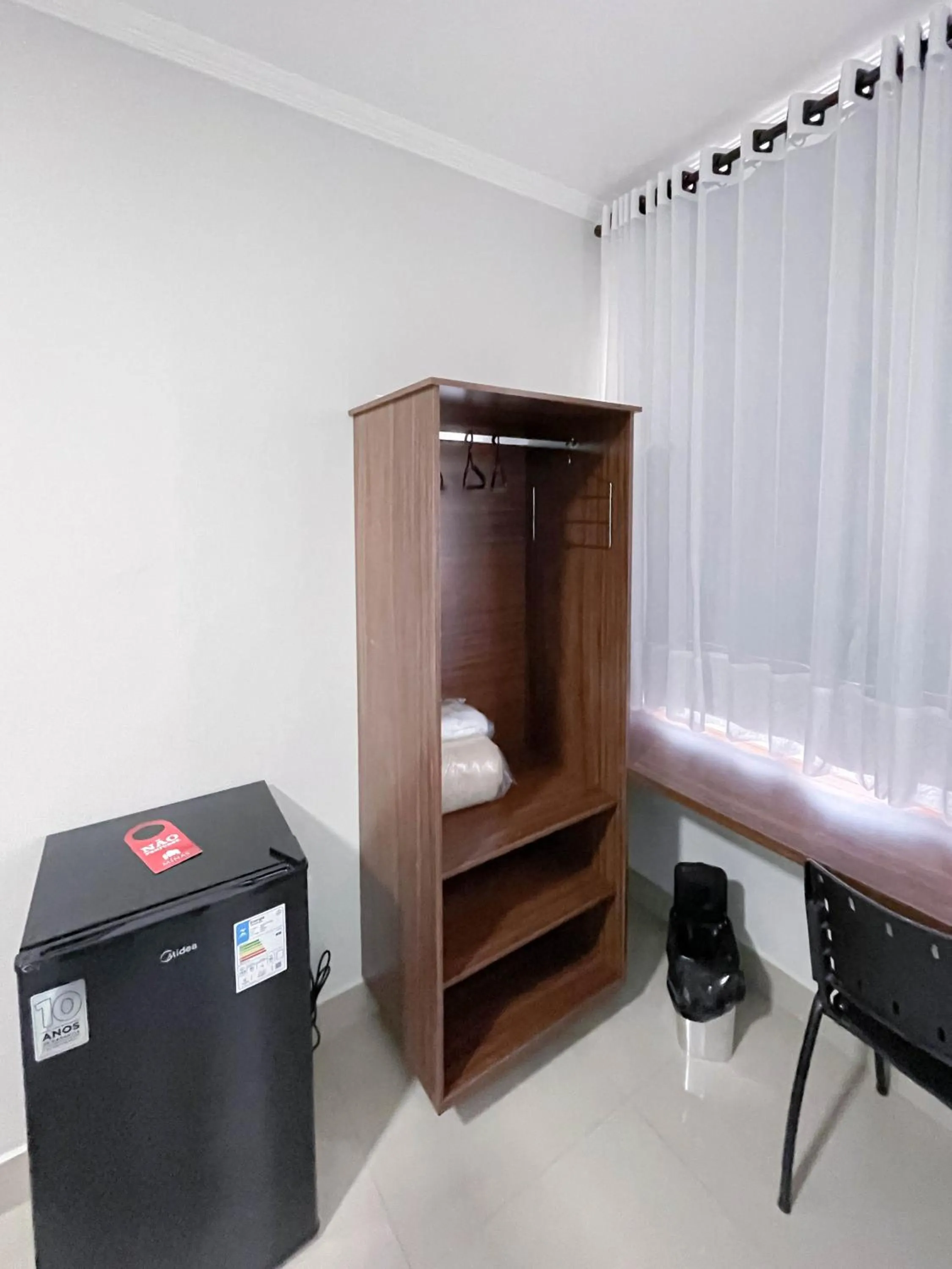 wardrobe in Hotel Minas