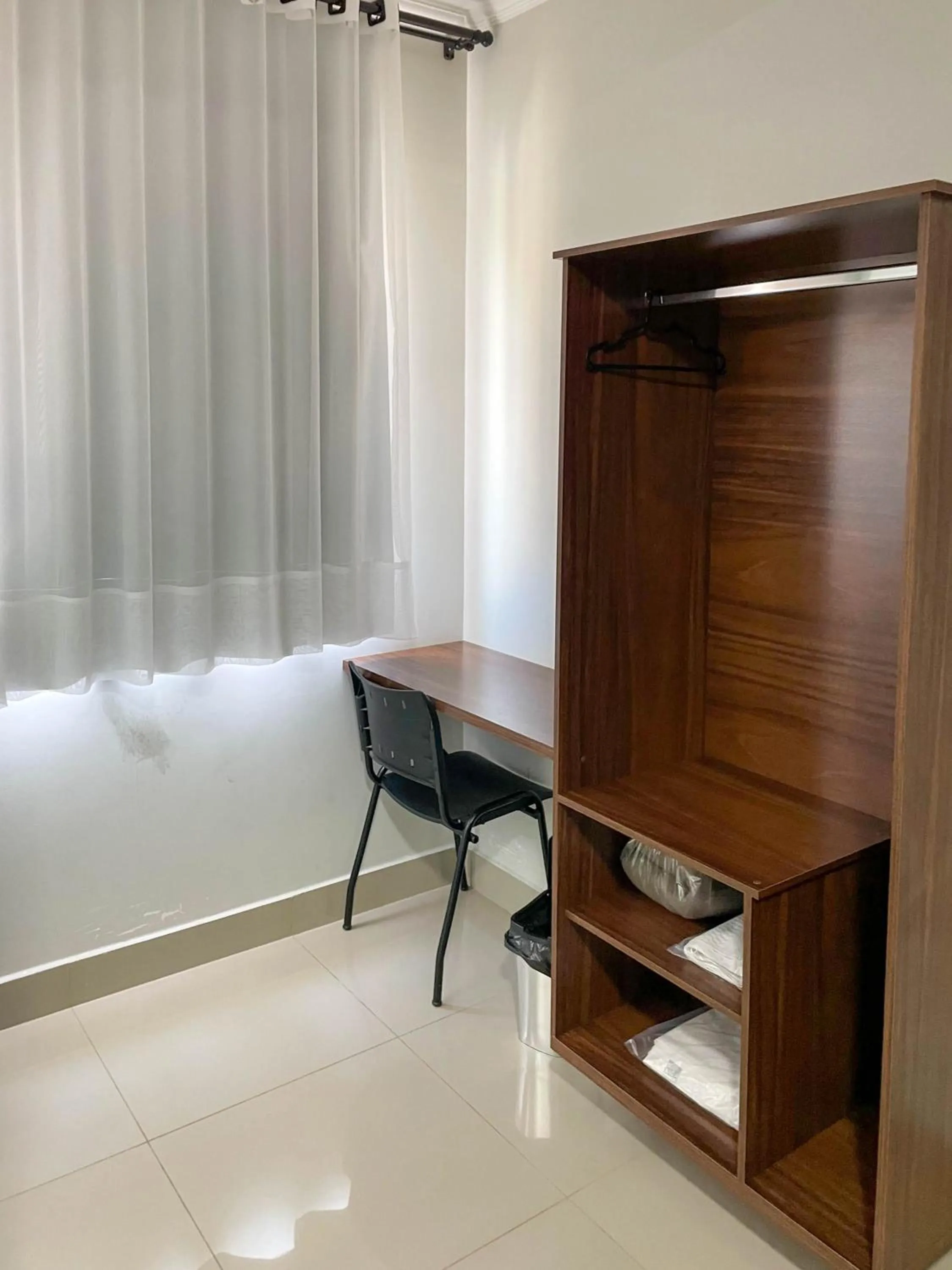 wardrobe in Hotel Minas