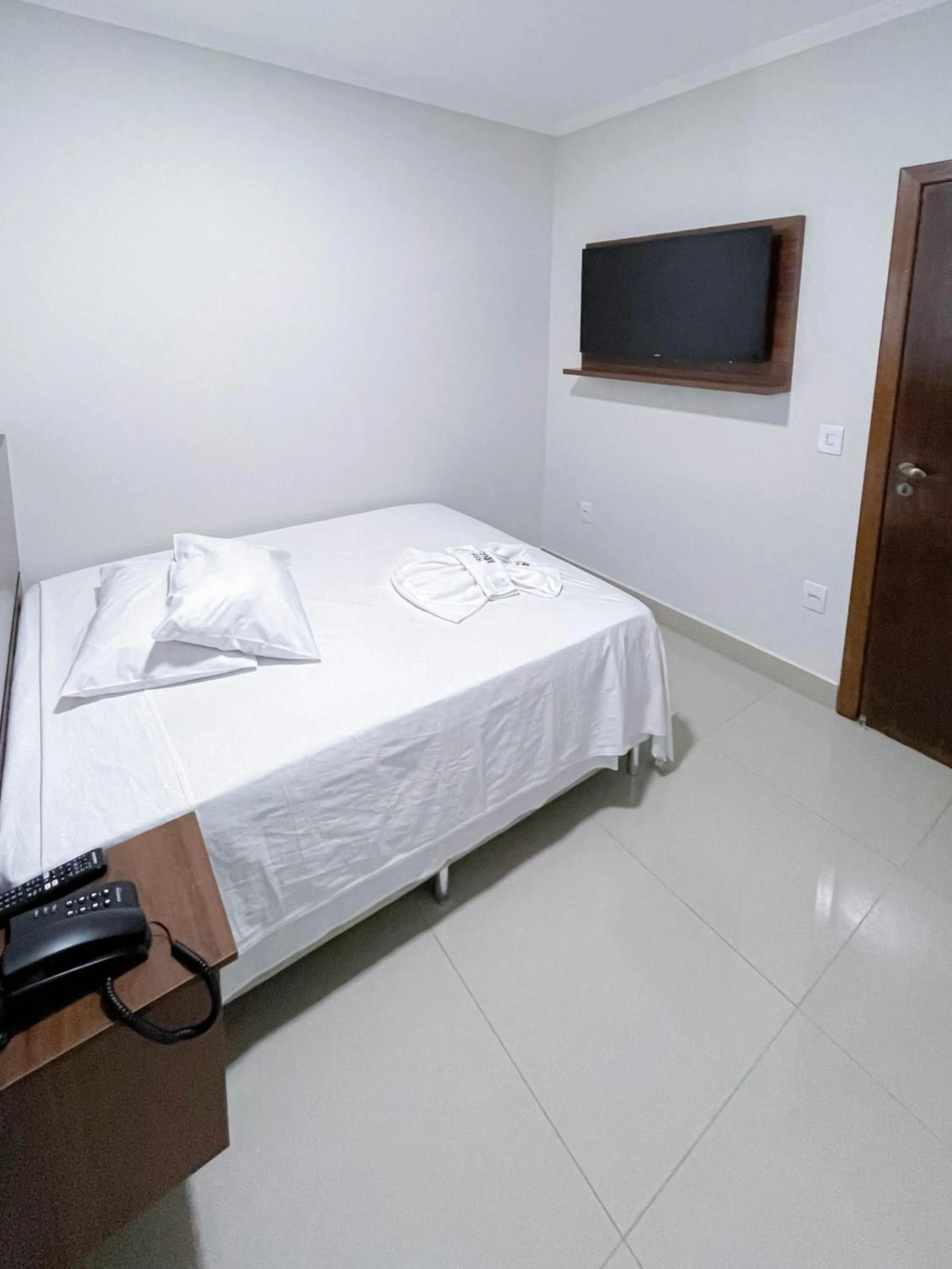 Photo of the whole room, Bed in Hotel Minas