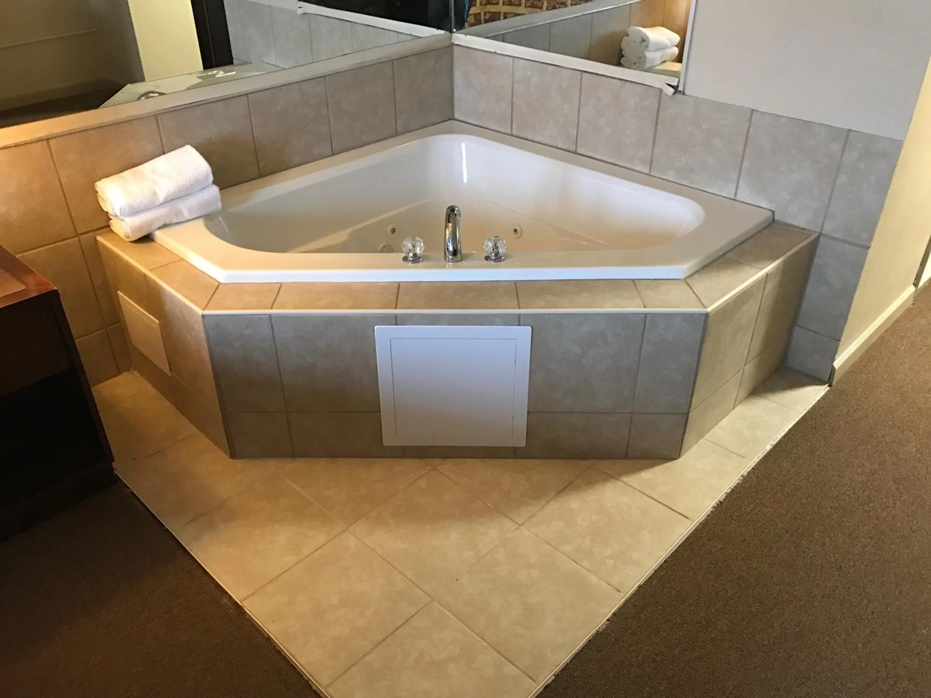 Allen Park Motor Lodge