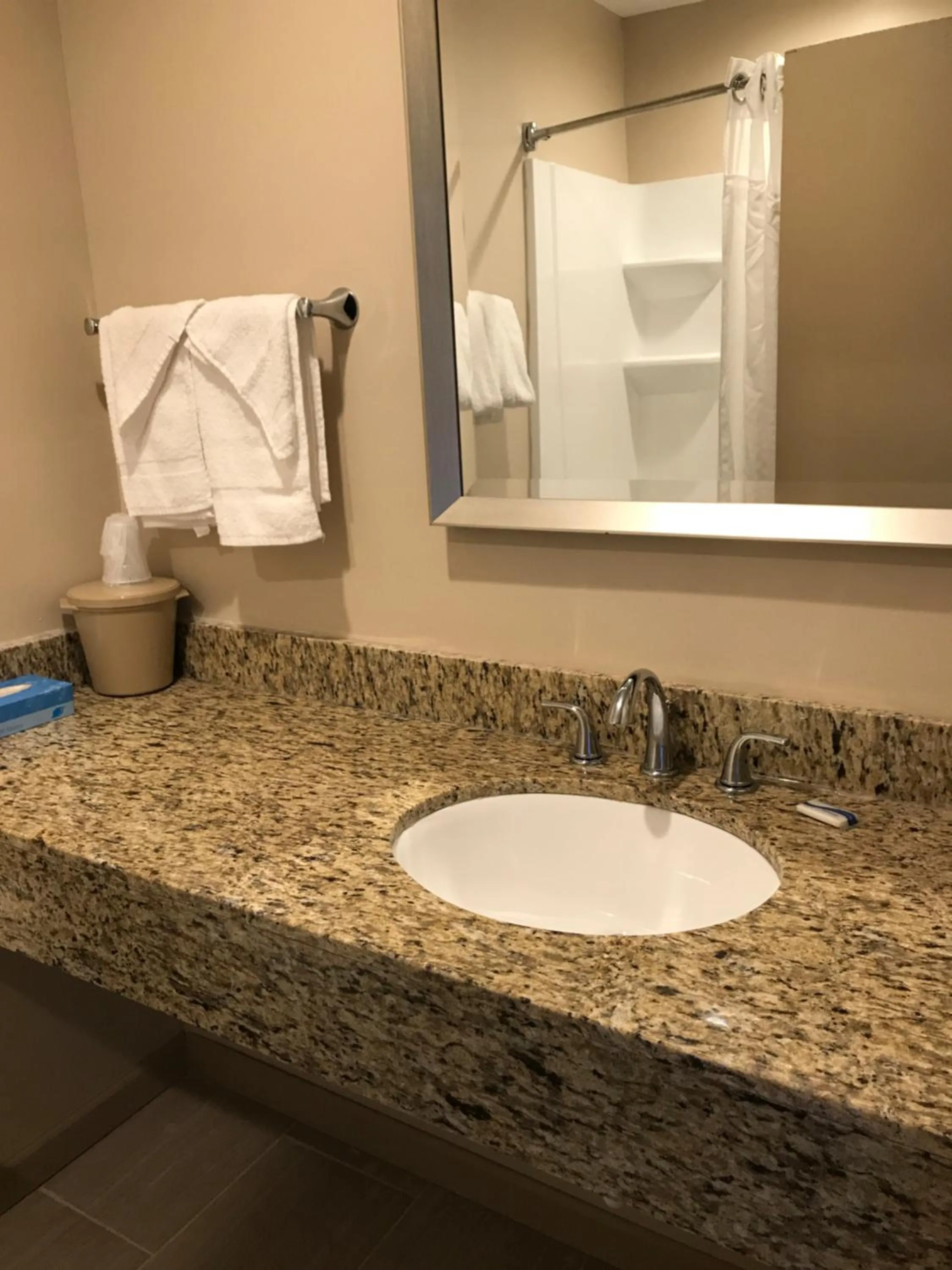 Allen Park Motor Lodge