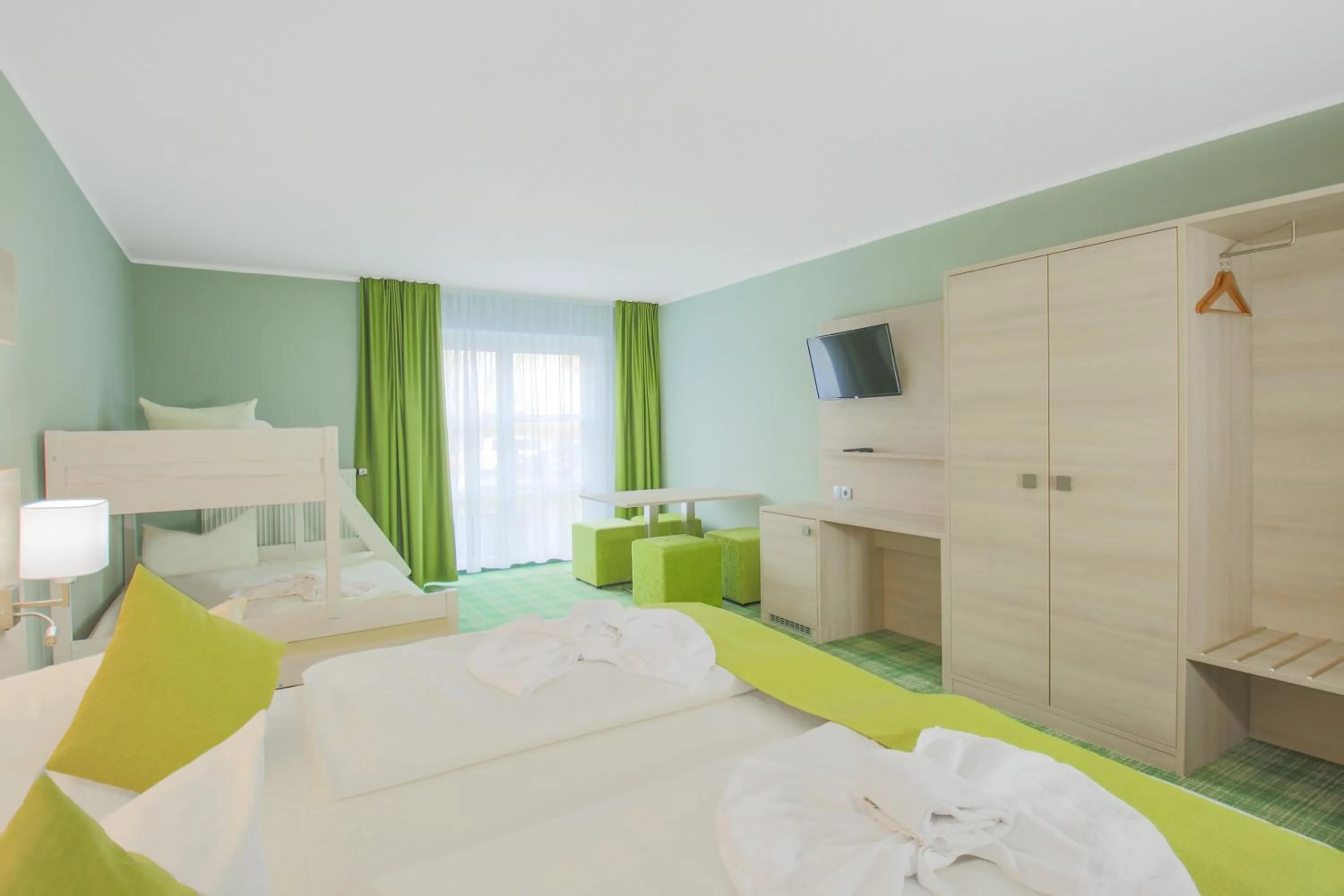 Photo of the whole room, Bed in Inselhotel Poel