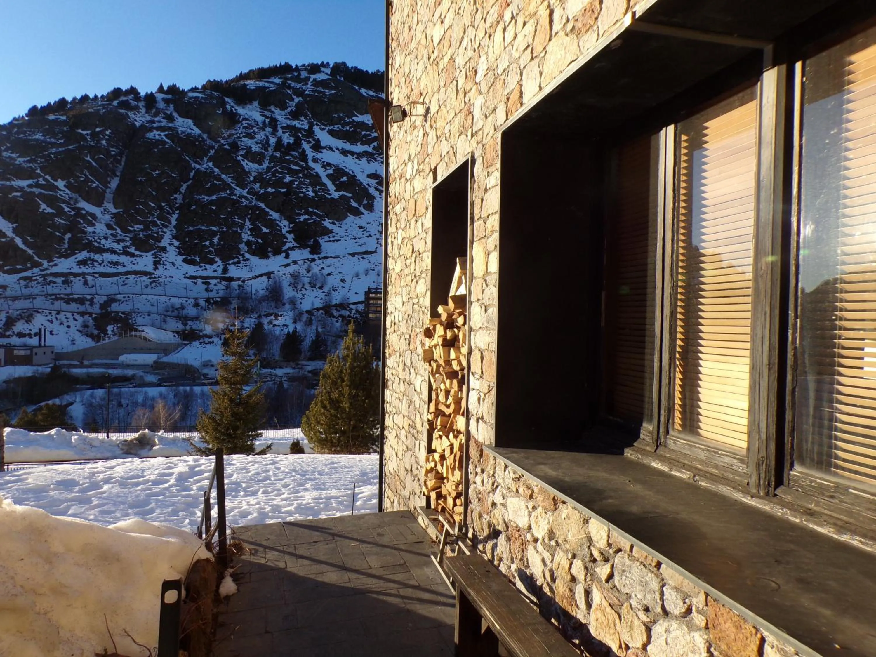 Facade/entrance in Hotel Roc de St Miquel & Apartment
