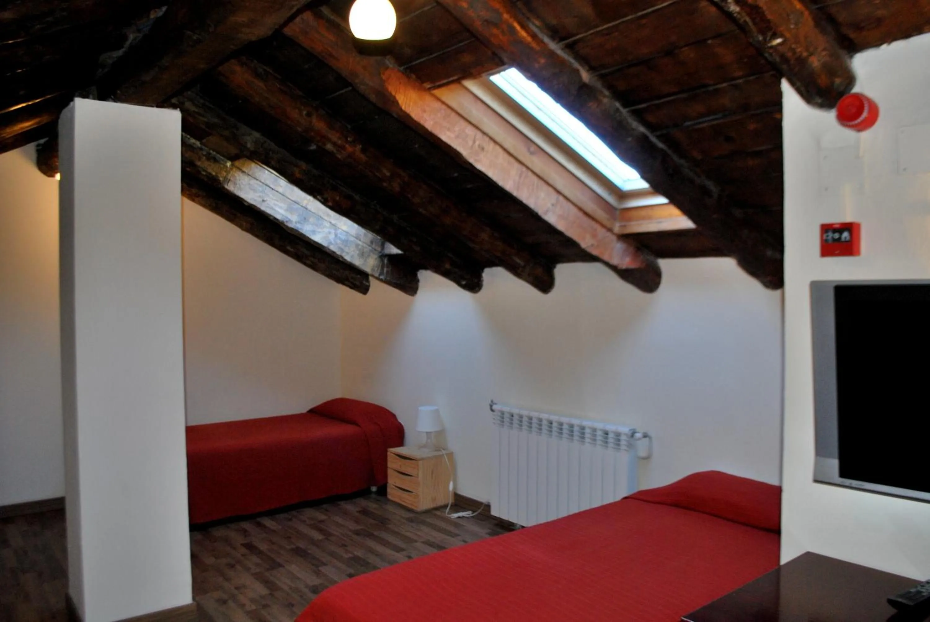 Bedroom, Bed in Hotel Roc de St Miquel & Apartment