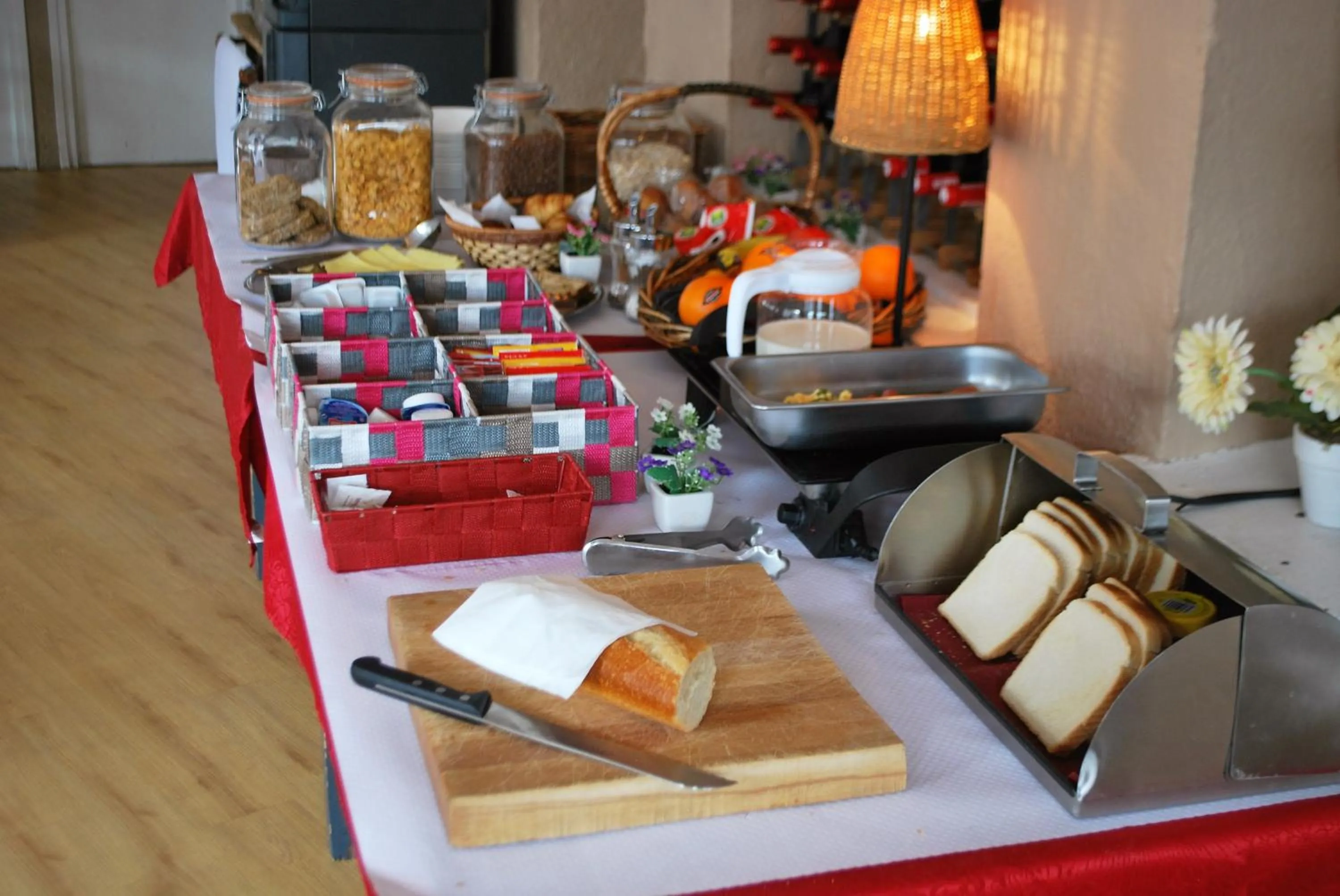 Food in Hotel Roc de St Miquel & Apartment