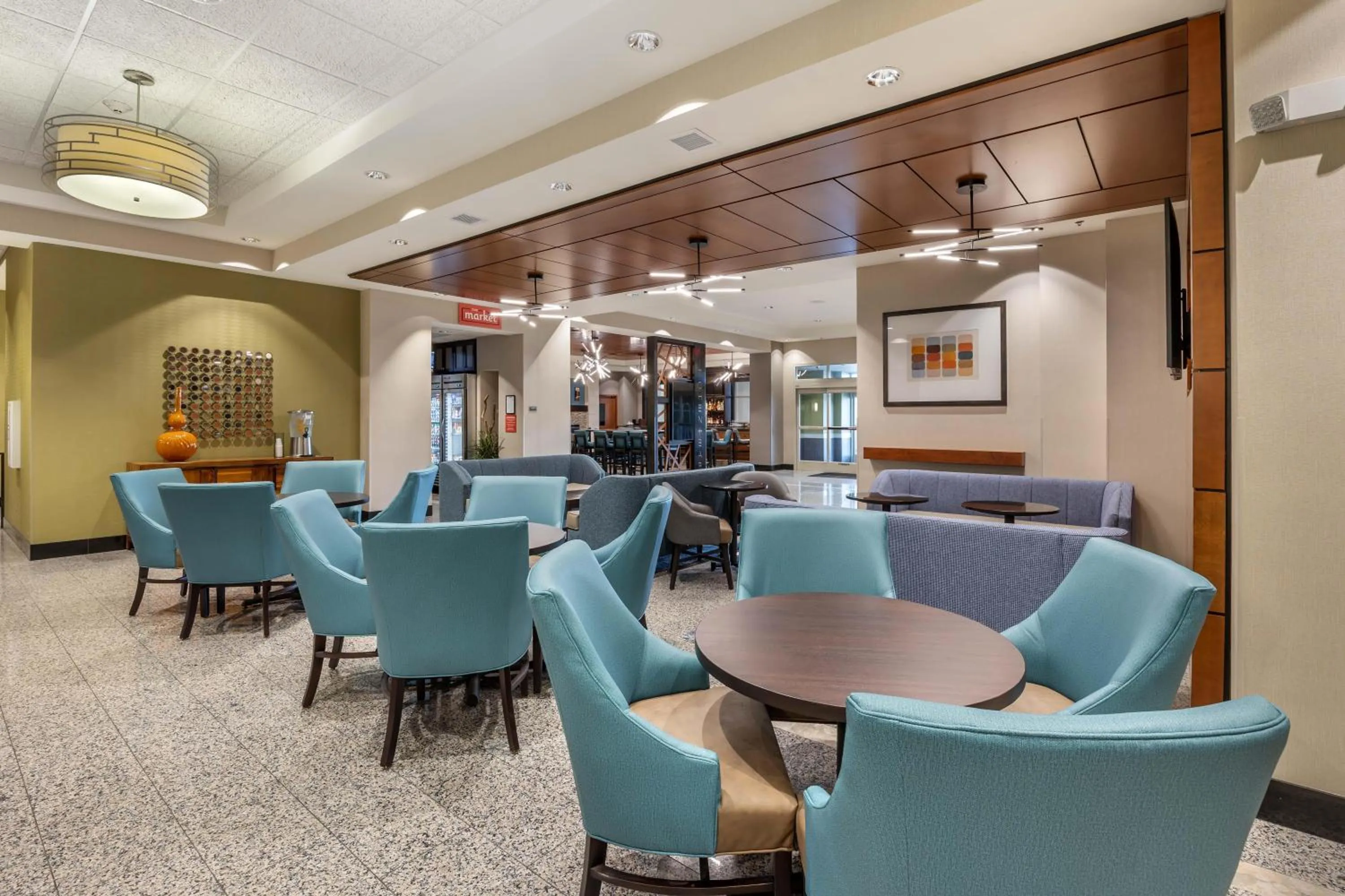 Lobby or reception in Drury Plaza Hotel Columbia East