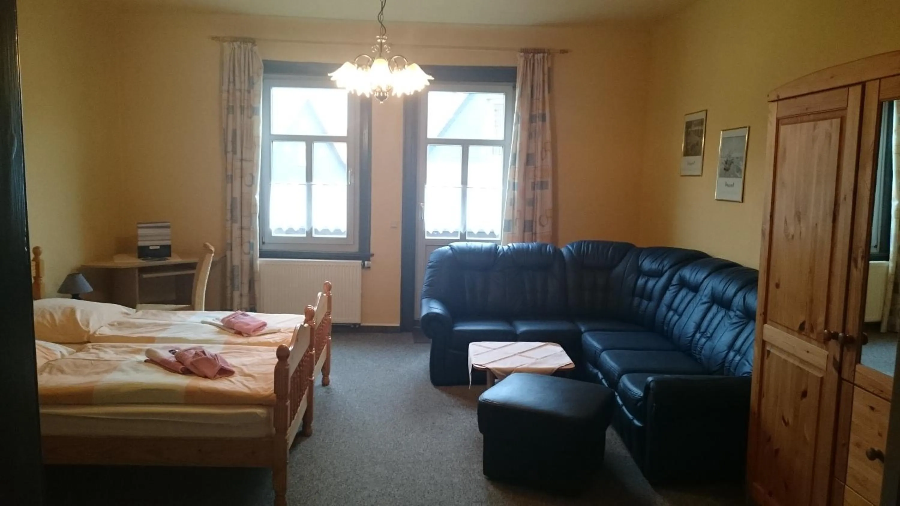 Bed in Gaststätte und Pension Felsenthal