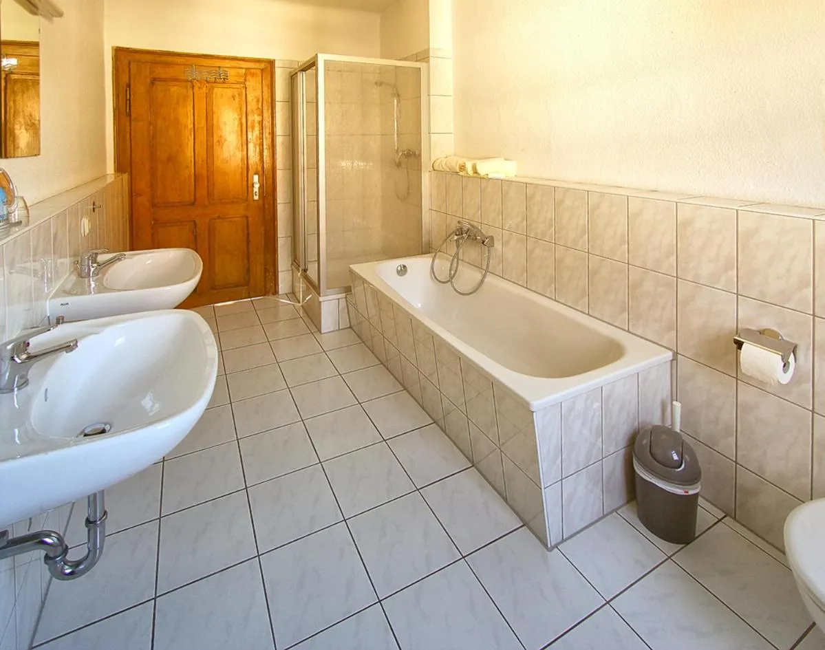 Gaststätte und Pension Felsenthal