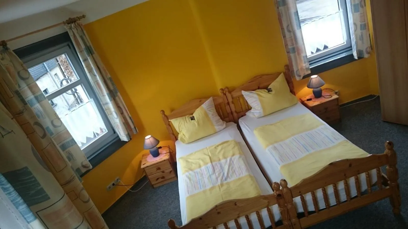 Bed in Gaststätte und Pension Felsenthal