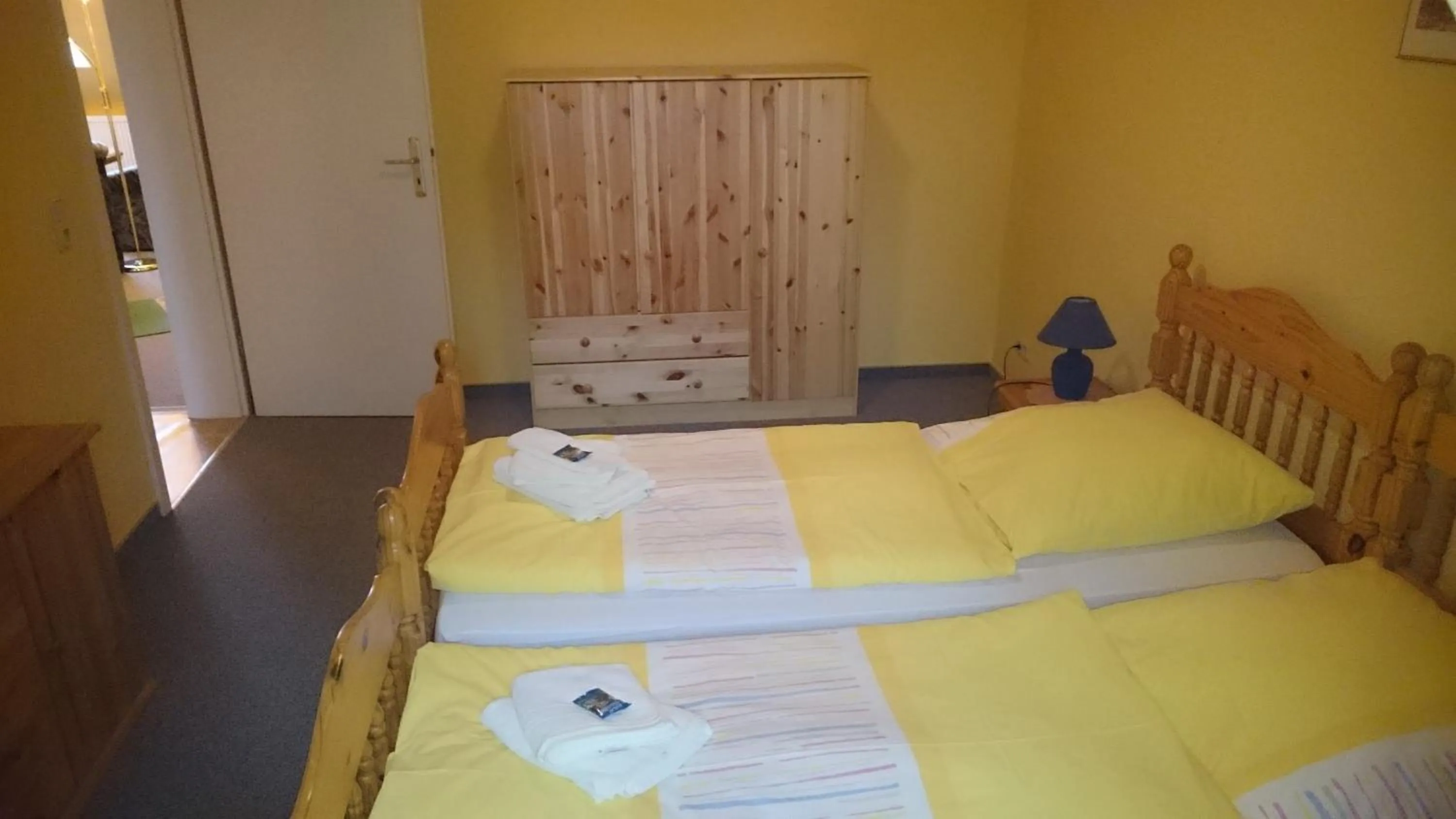 Bed in Gaststätte und Pension Felsenthal