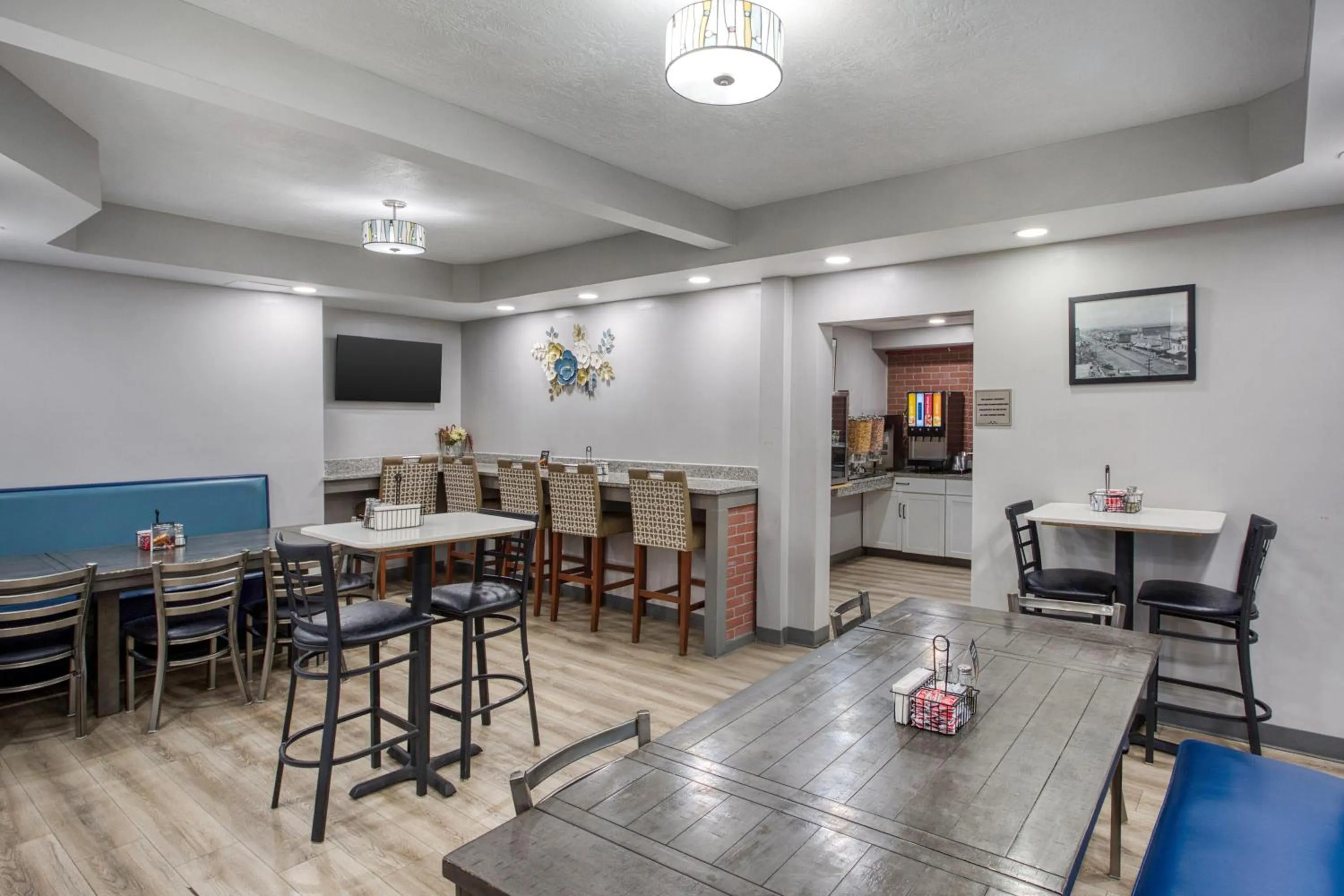 Breakfast in SureStay by Best Western Salt Lake City Downtown