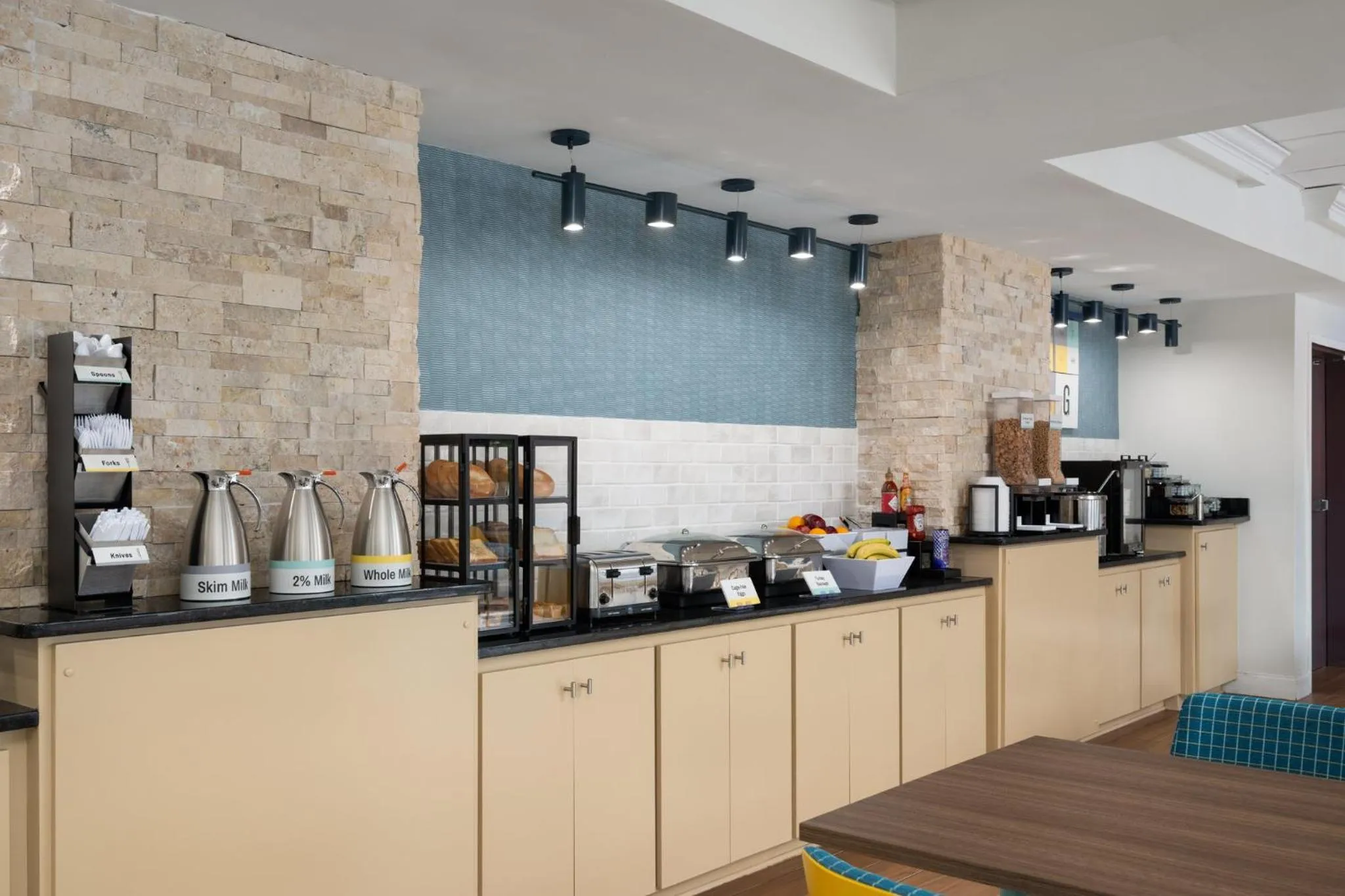 Breakfast in Garner Hotel Augusta West by IHG