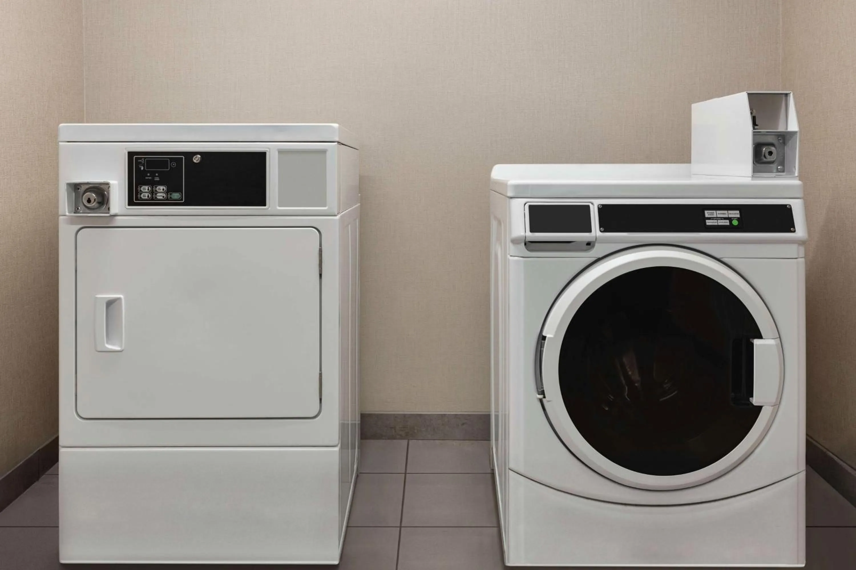 laundry in Hampton Inn Starkville