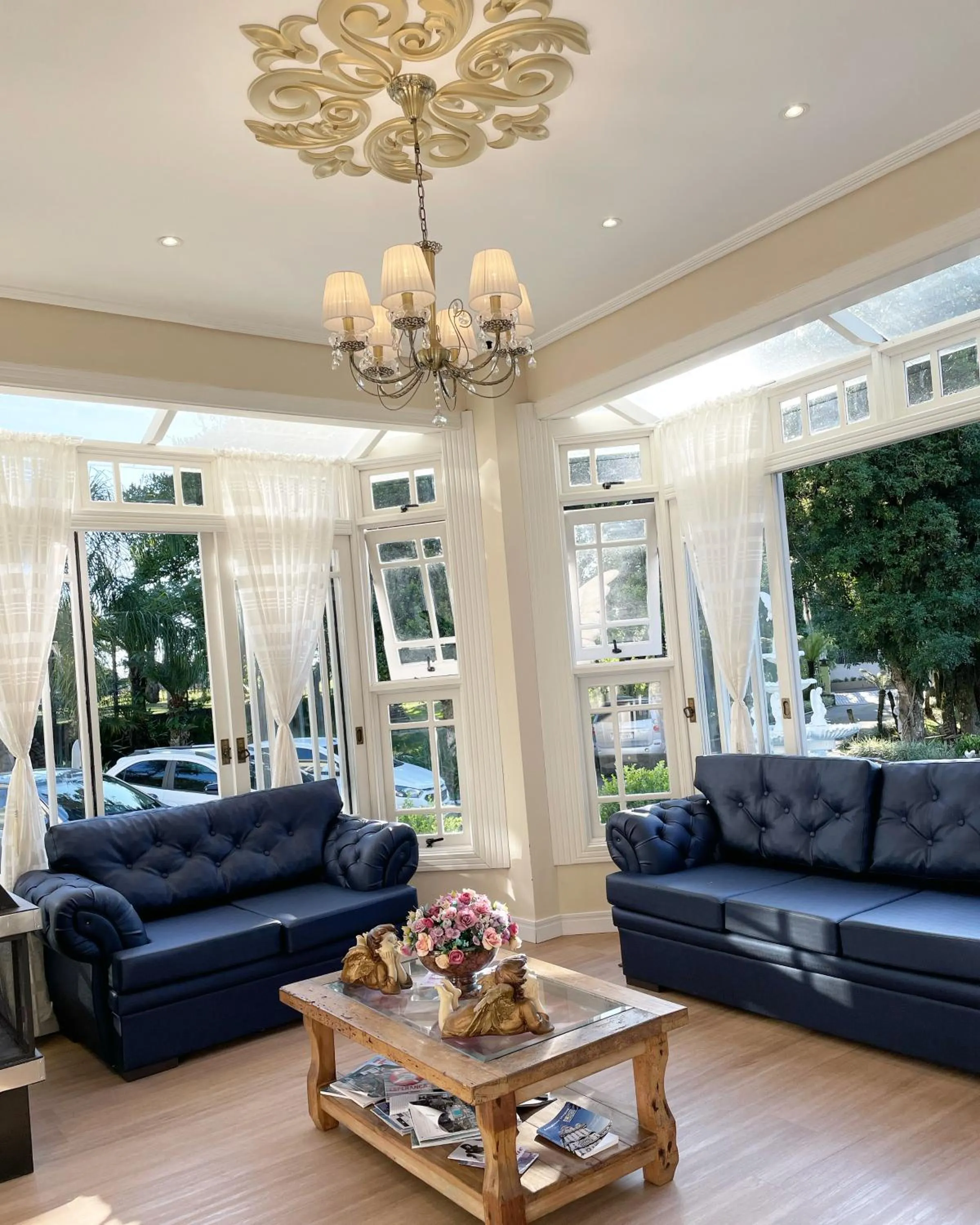 Living room in Pousada dos Anjos