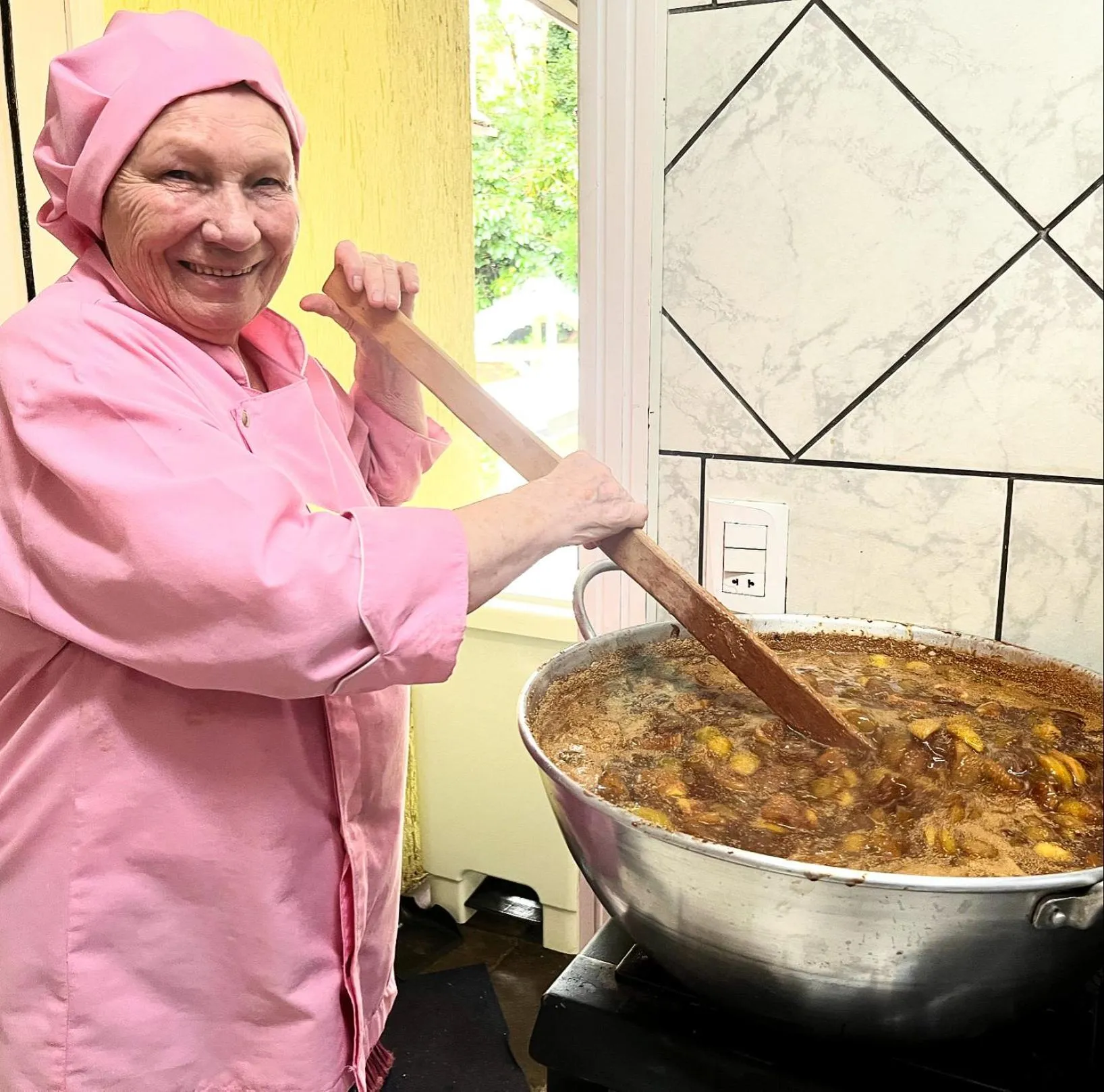 People in Pousada dos Anjos