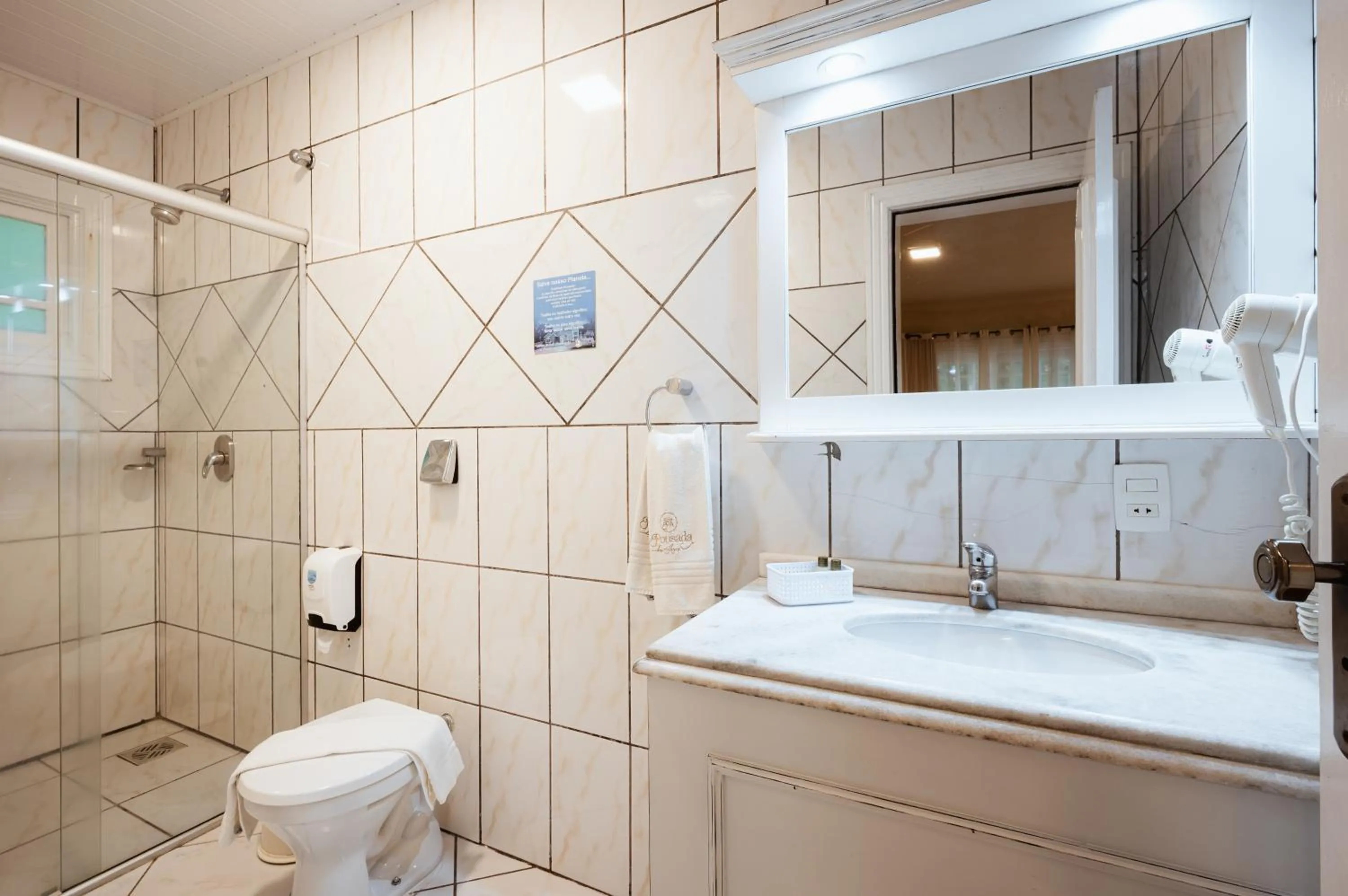 Bathroom in Pousada dos Anjos