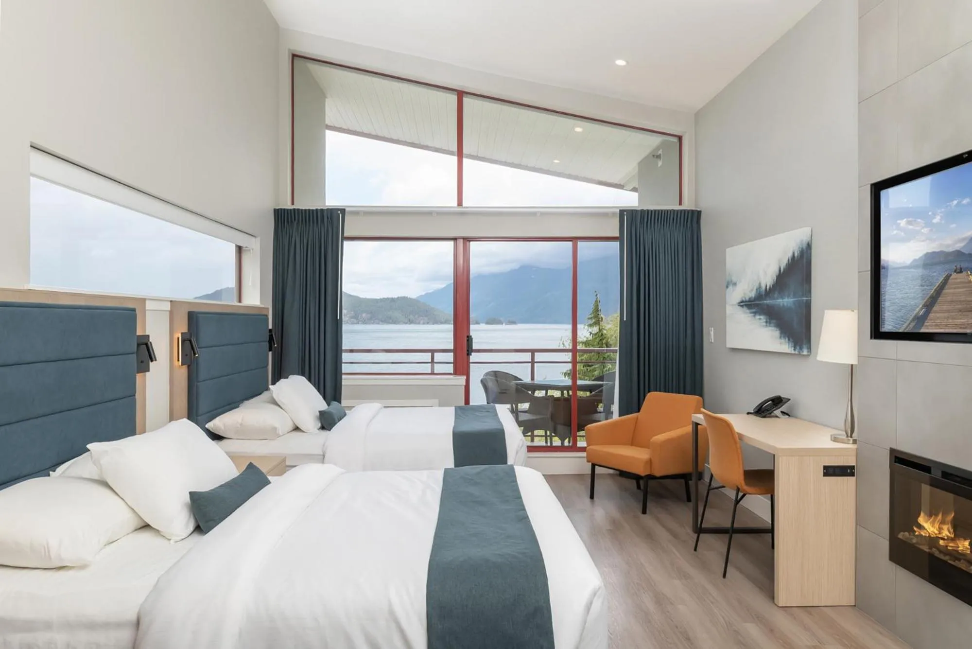 Bedroom, Bed in Harrison Beach Hotel