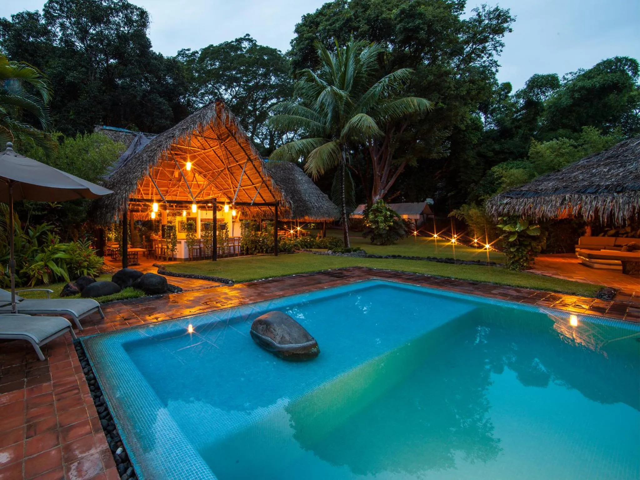 Pool view in Picocanoa Rodavento