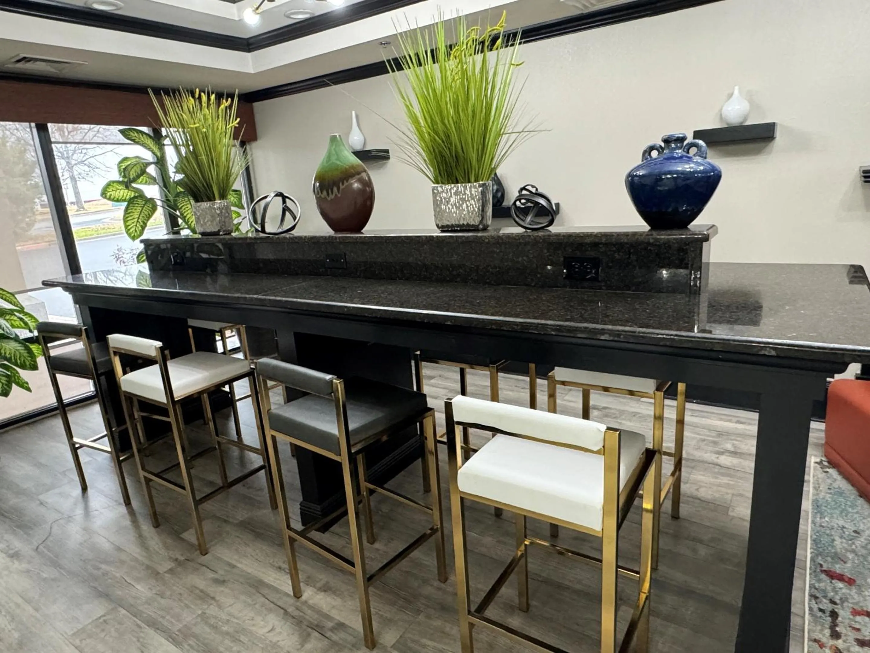 Lobby or reception in Wingate by Wyndham North Little Rock