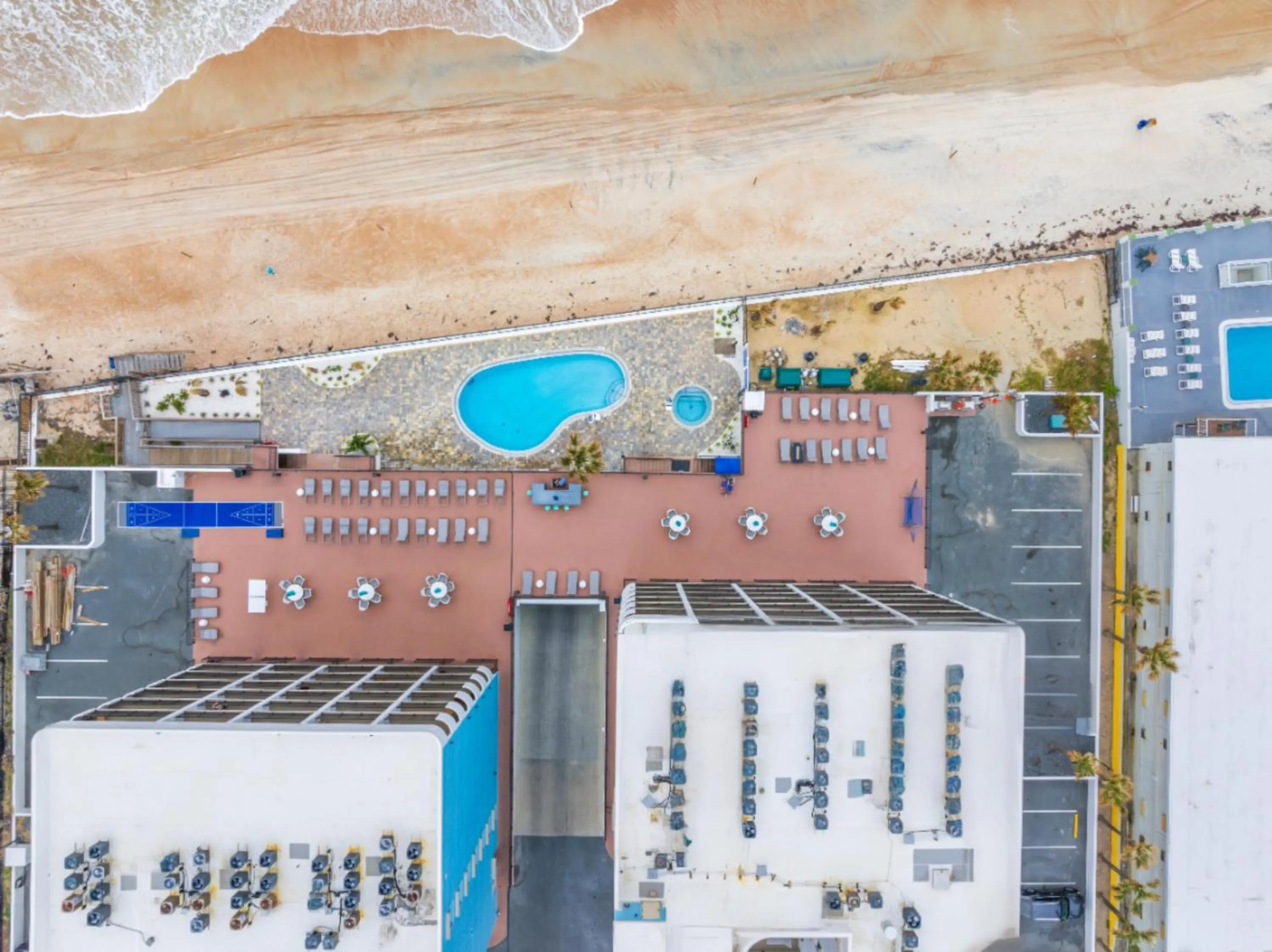 Property building in Tropic Sun Towers