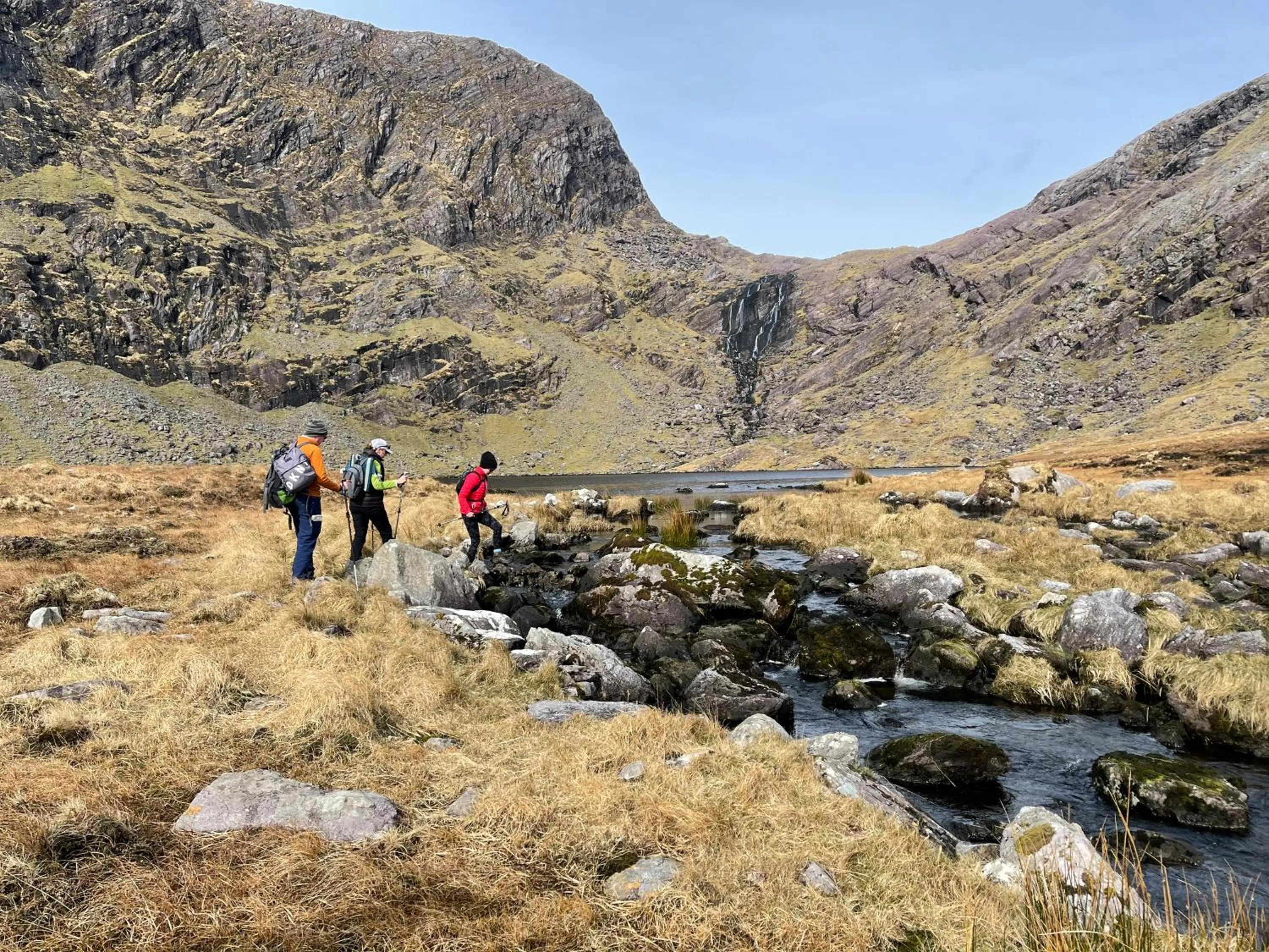 Hiking in Álaind Lodges, Sneem