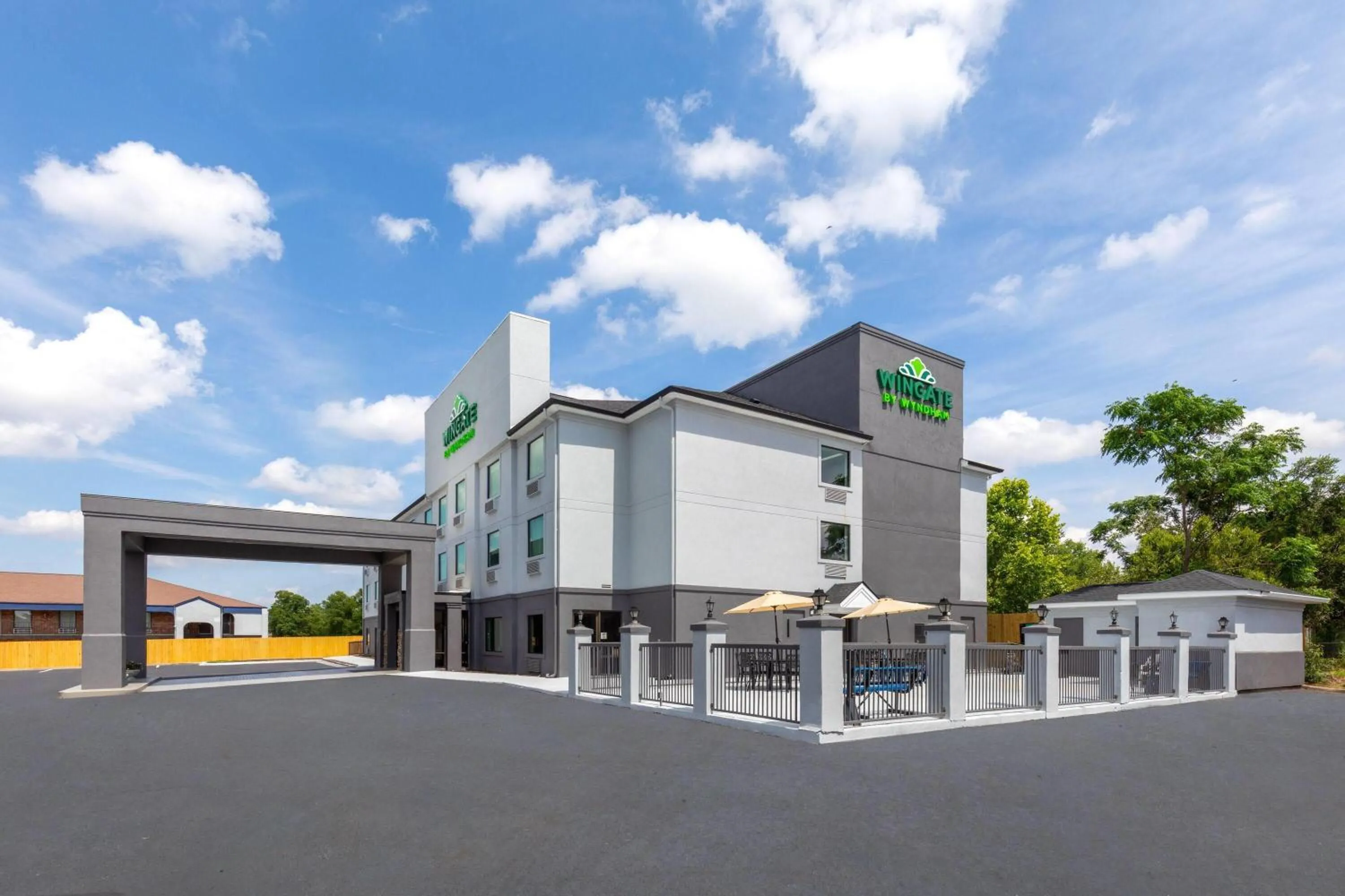 Property building in Wingate by Wyndham Augusta I-20