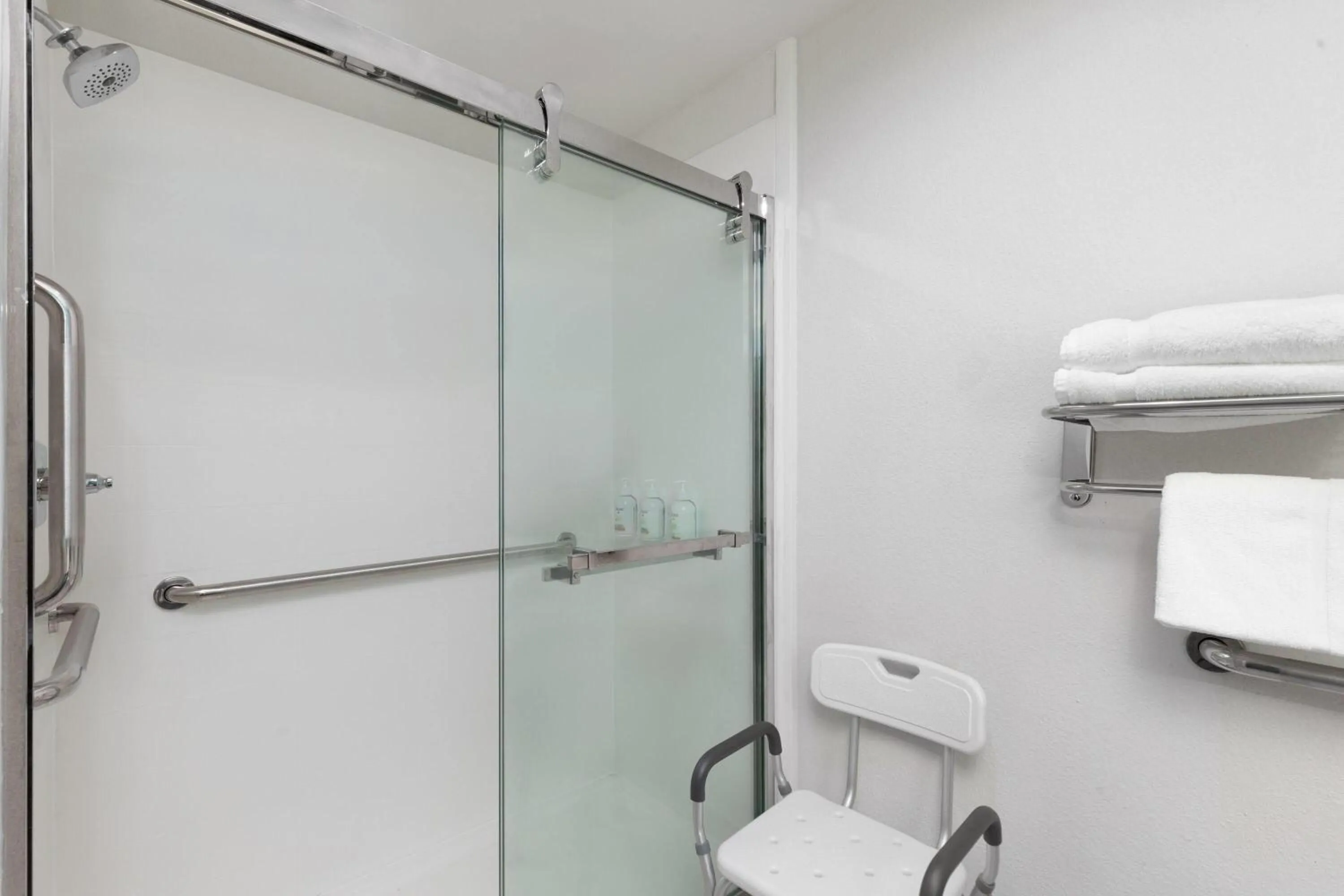 Shower in Wingate by Wyndham Augusta I-20