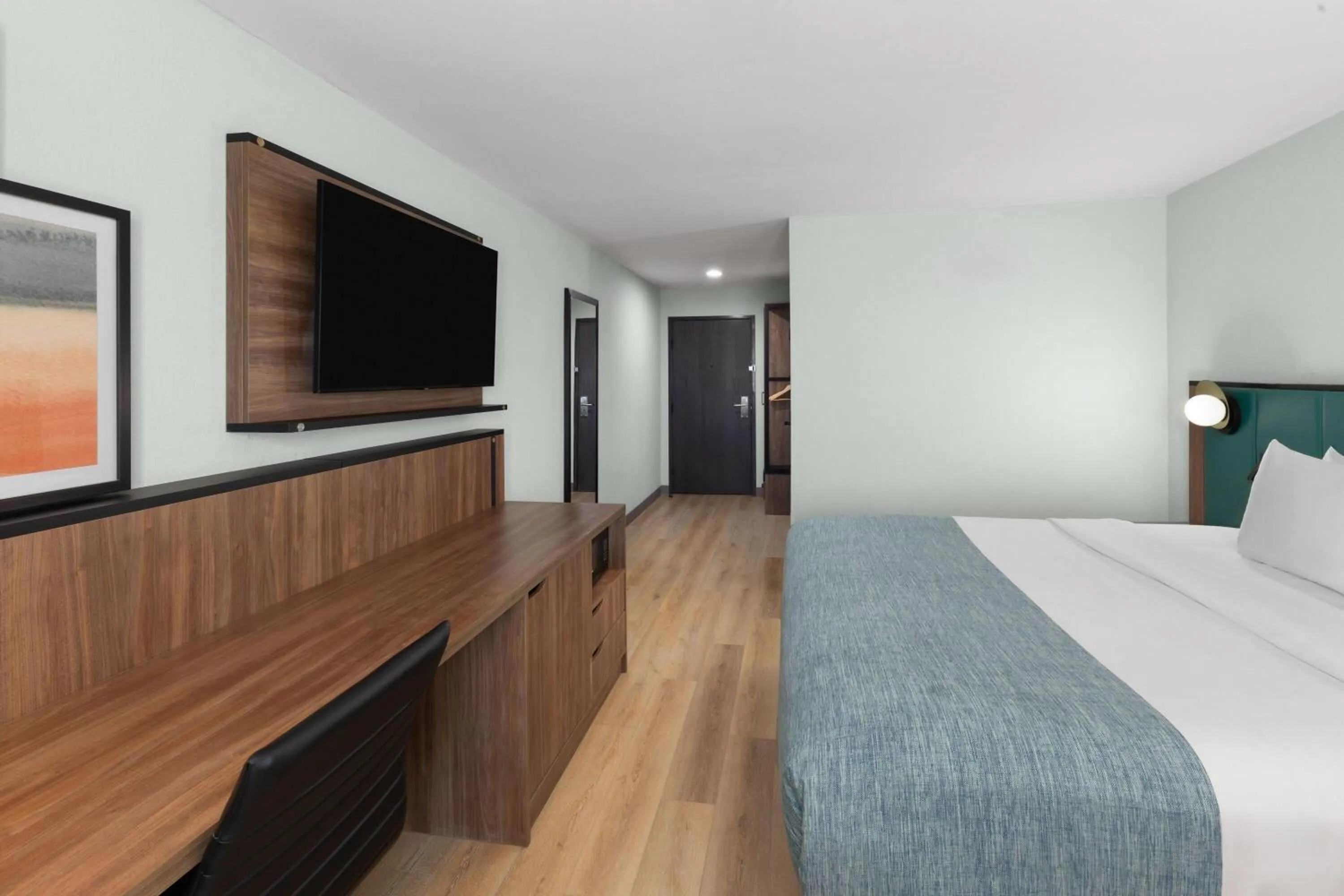 Photo of the whole room, Bed in Wingate by Wyndham Augusta I-20